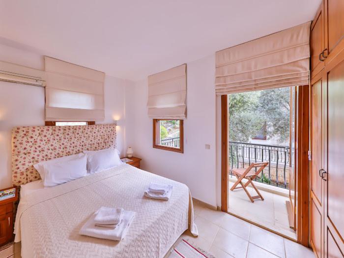 Villa Sarpedon