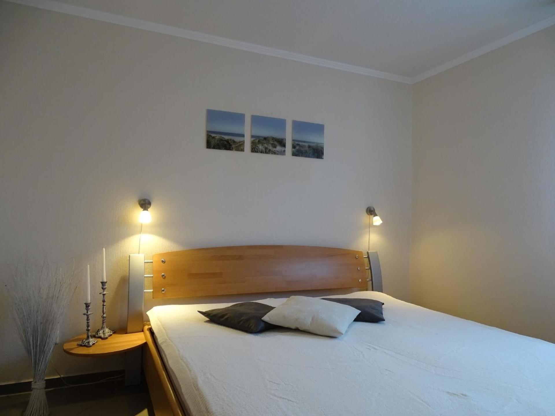 Große Ferienwohnung in Pudagla mit Garten, Terrasse und Grill