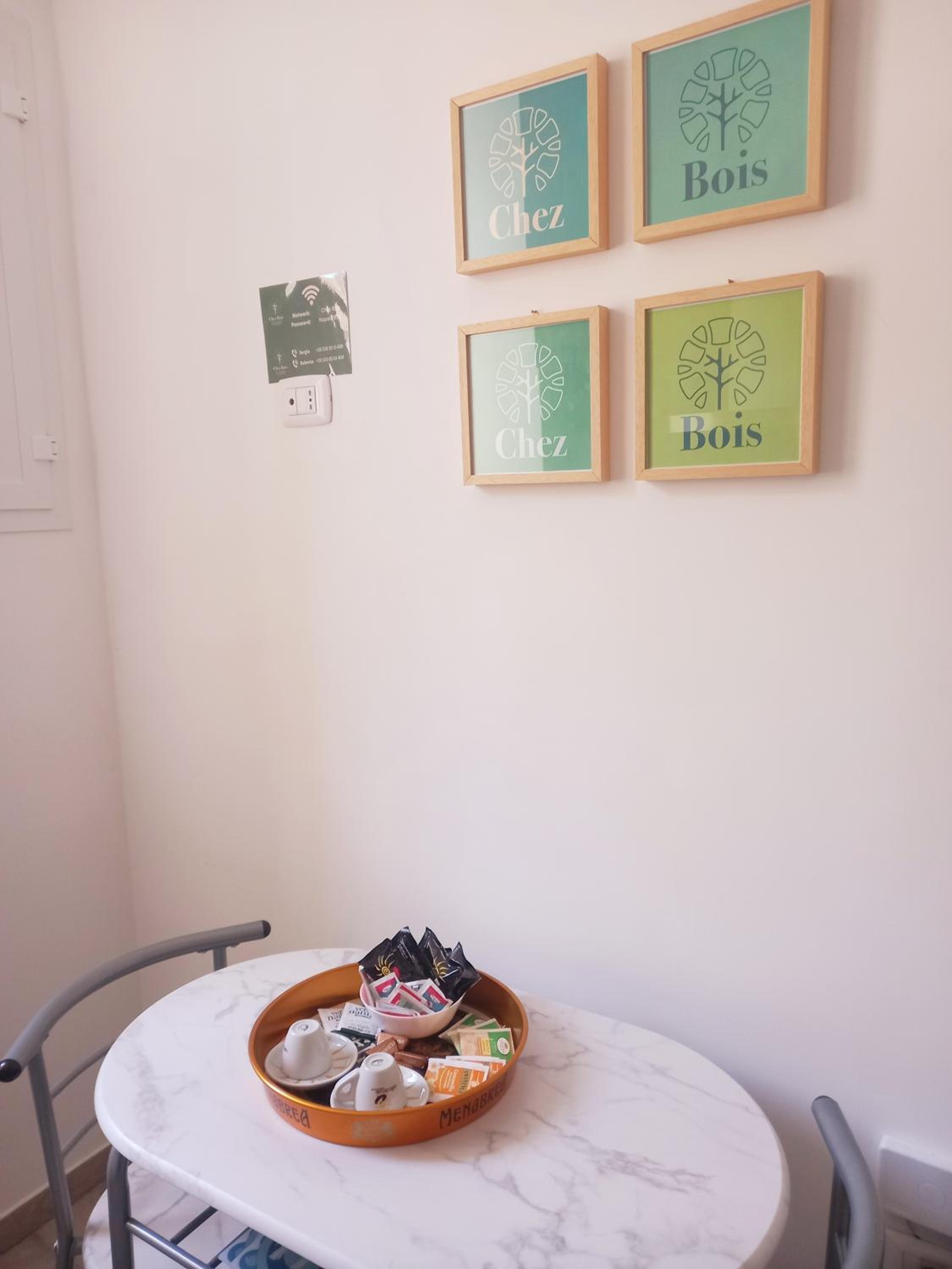 Chez Bois - Suite Apartment Capodimonte