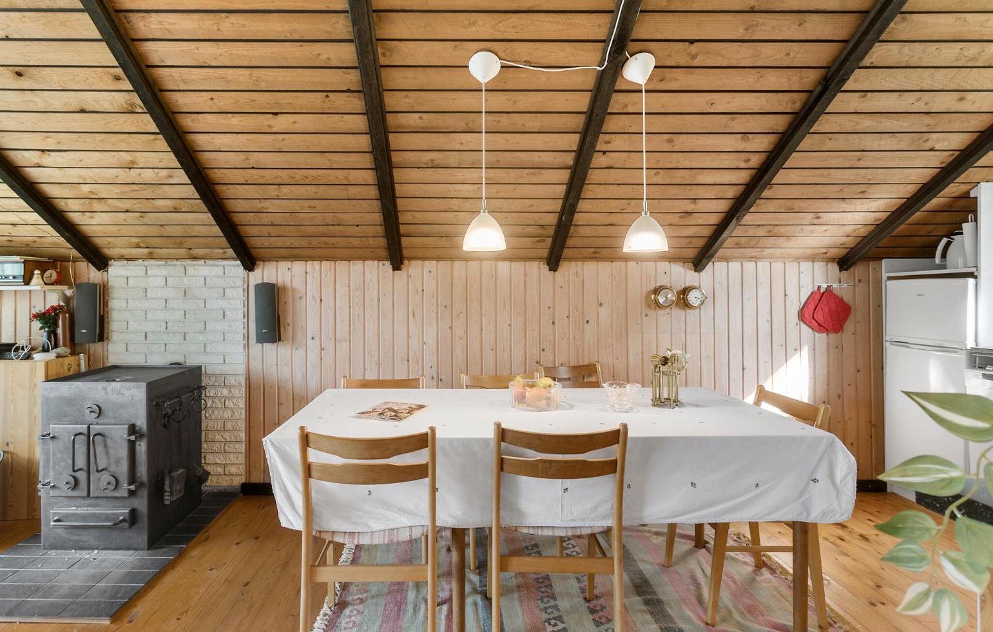 3 Bedroom Cozy Home In Rødby view 5