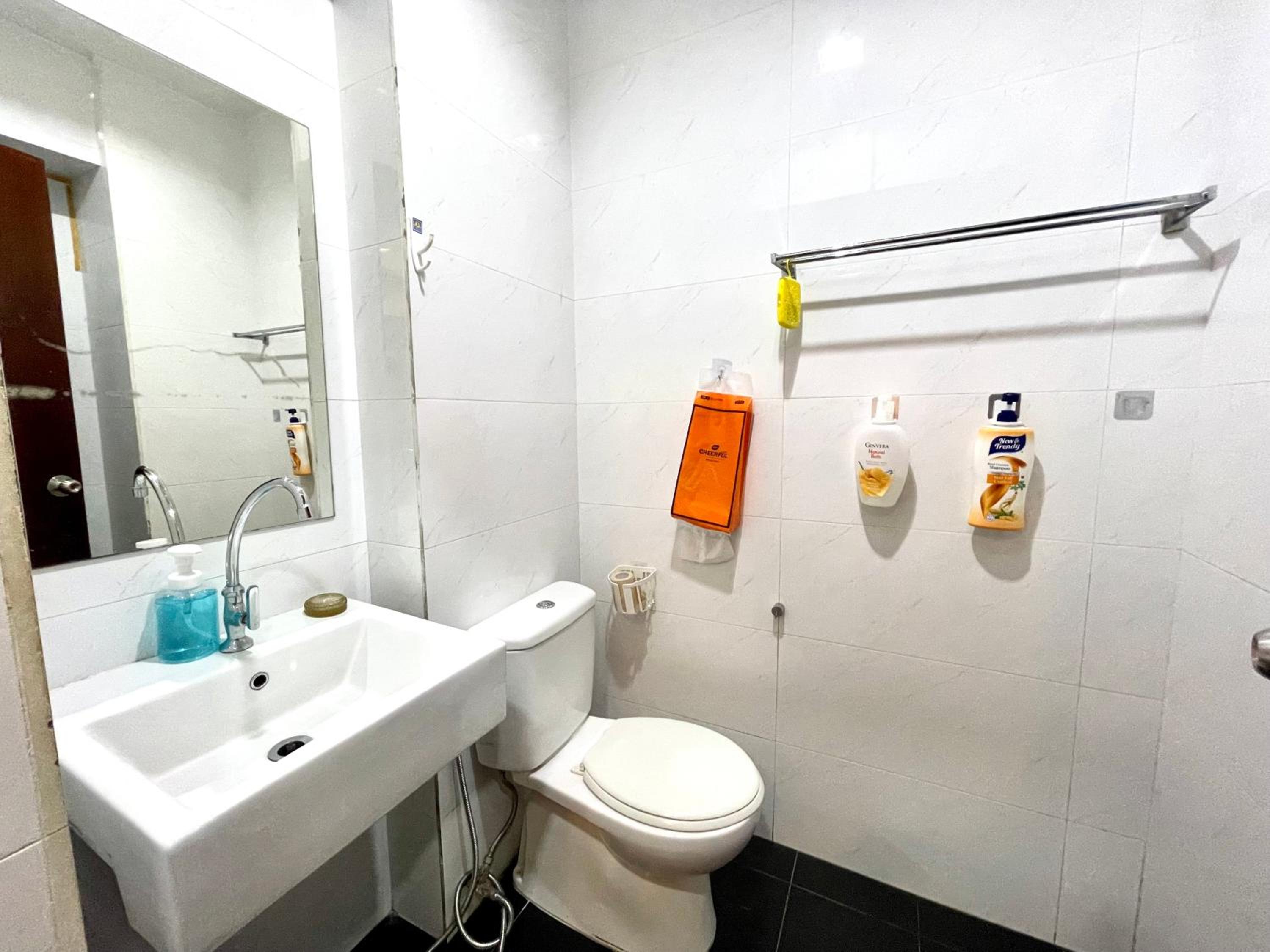 Convenient Rare house in central city