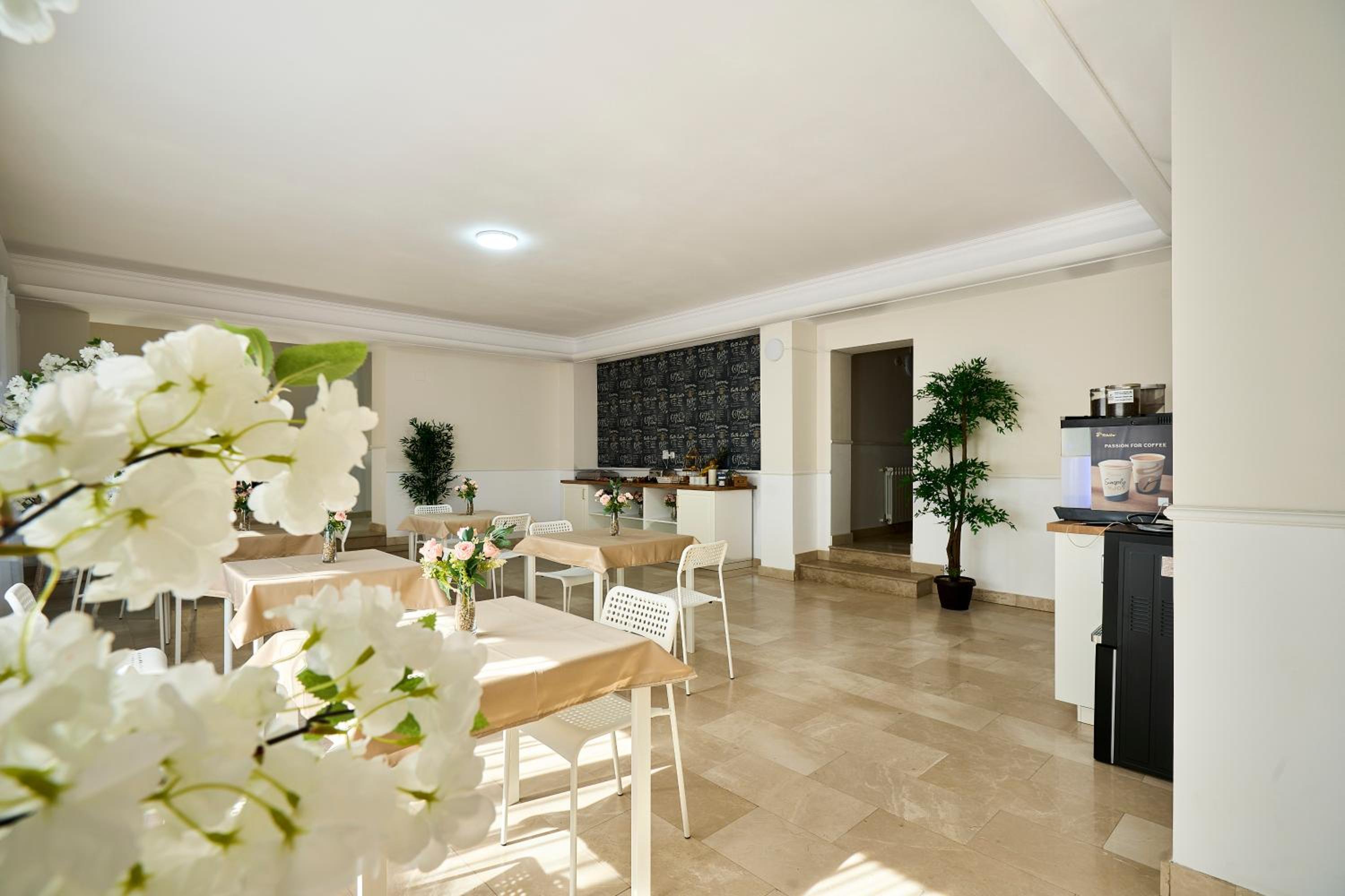 Therme Airport Resort
