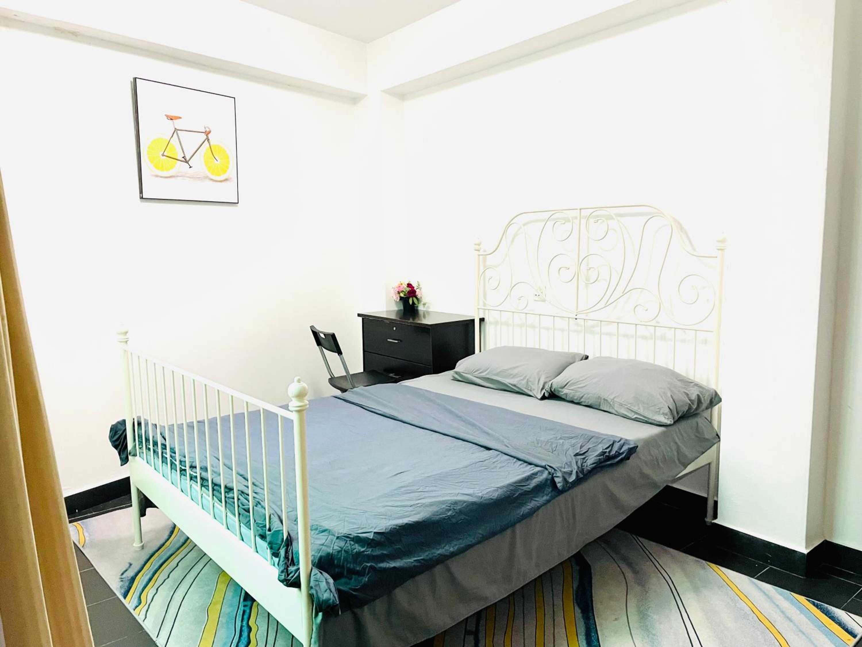 Convenient Rare house in central city