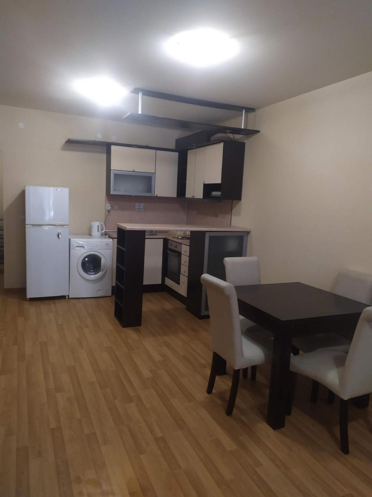 Golden Sands Rentals Apartments