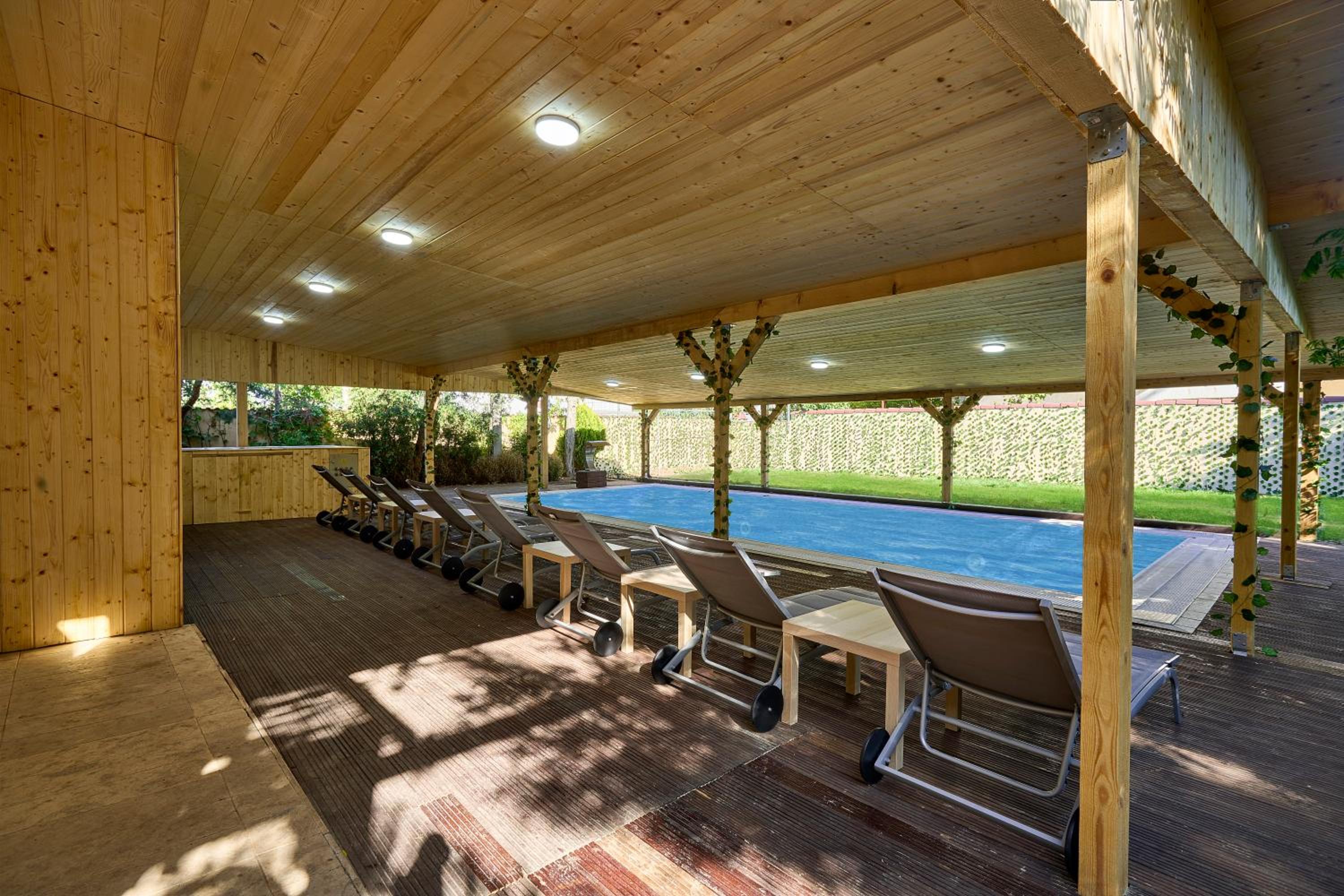 Therme Airport Resort