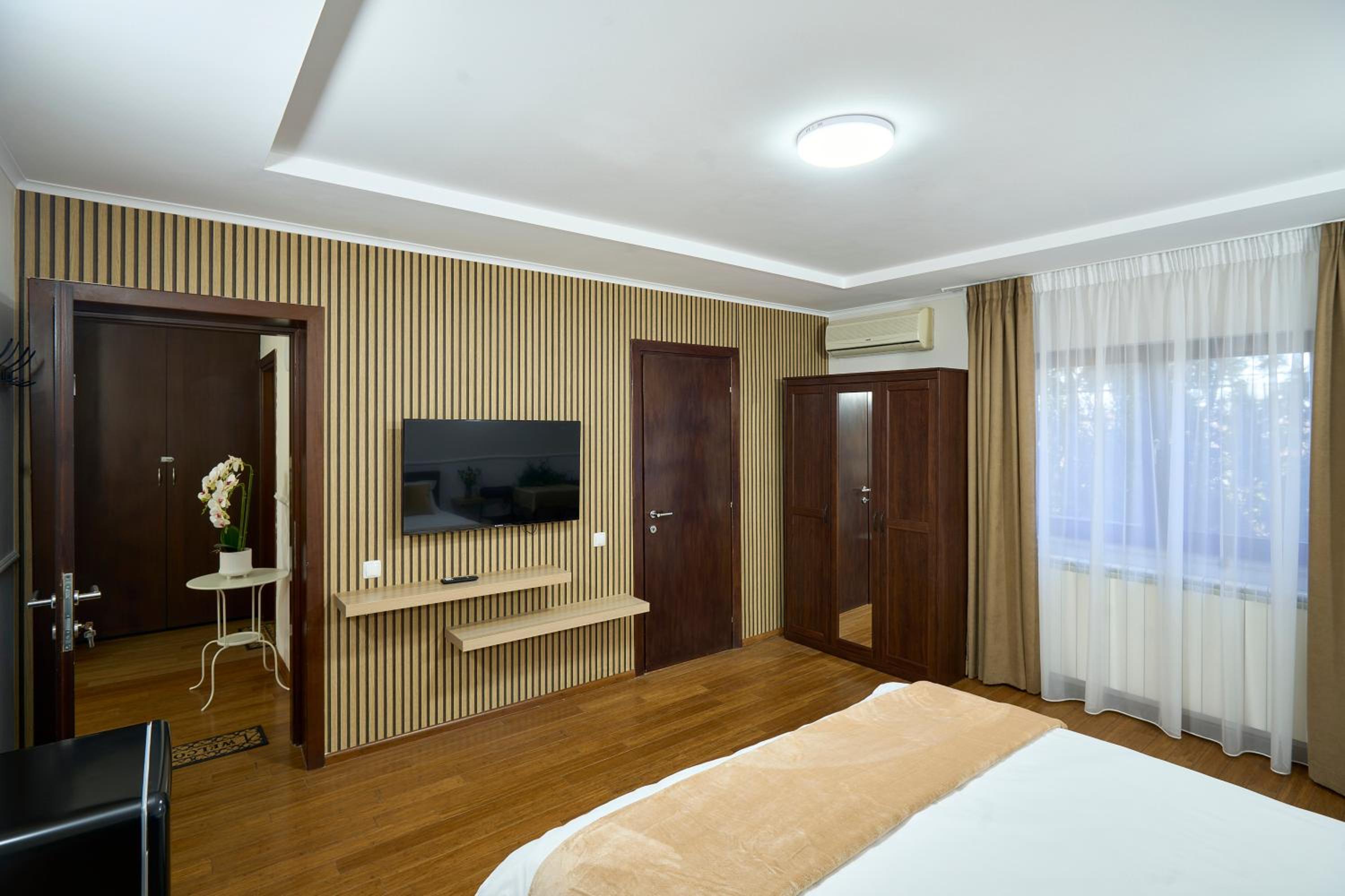 Therme Airport Resort