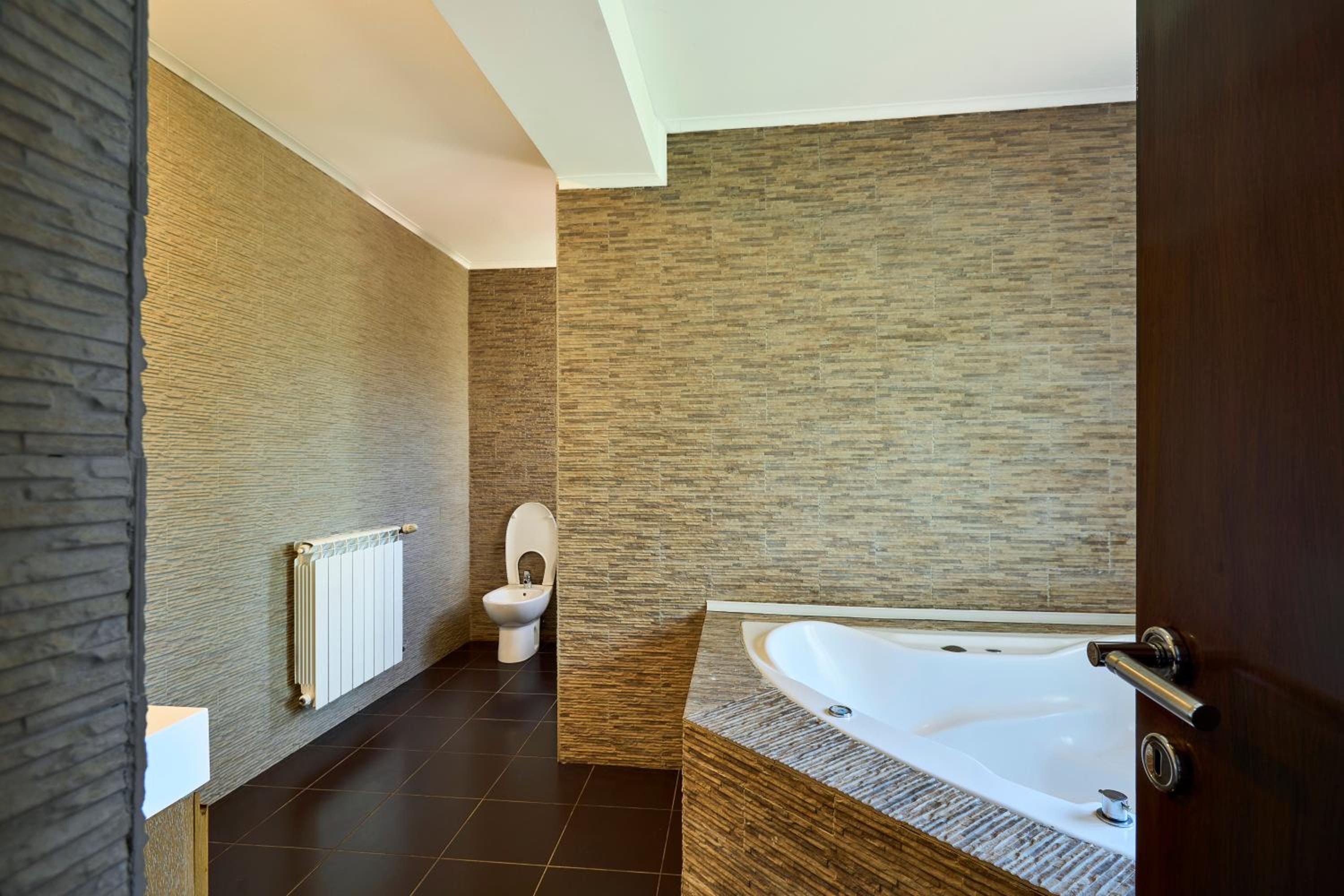 Therme Airport Resort