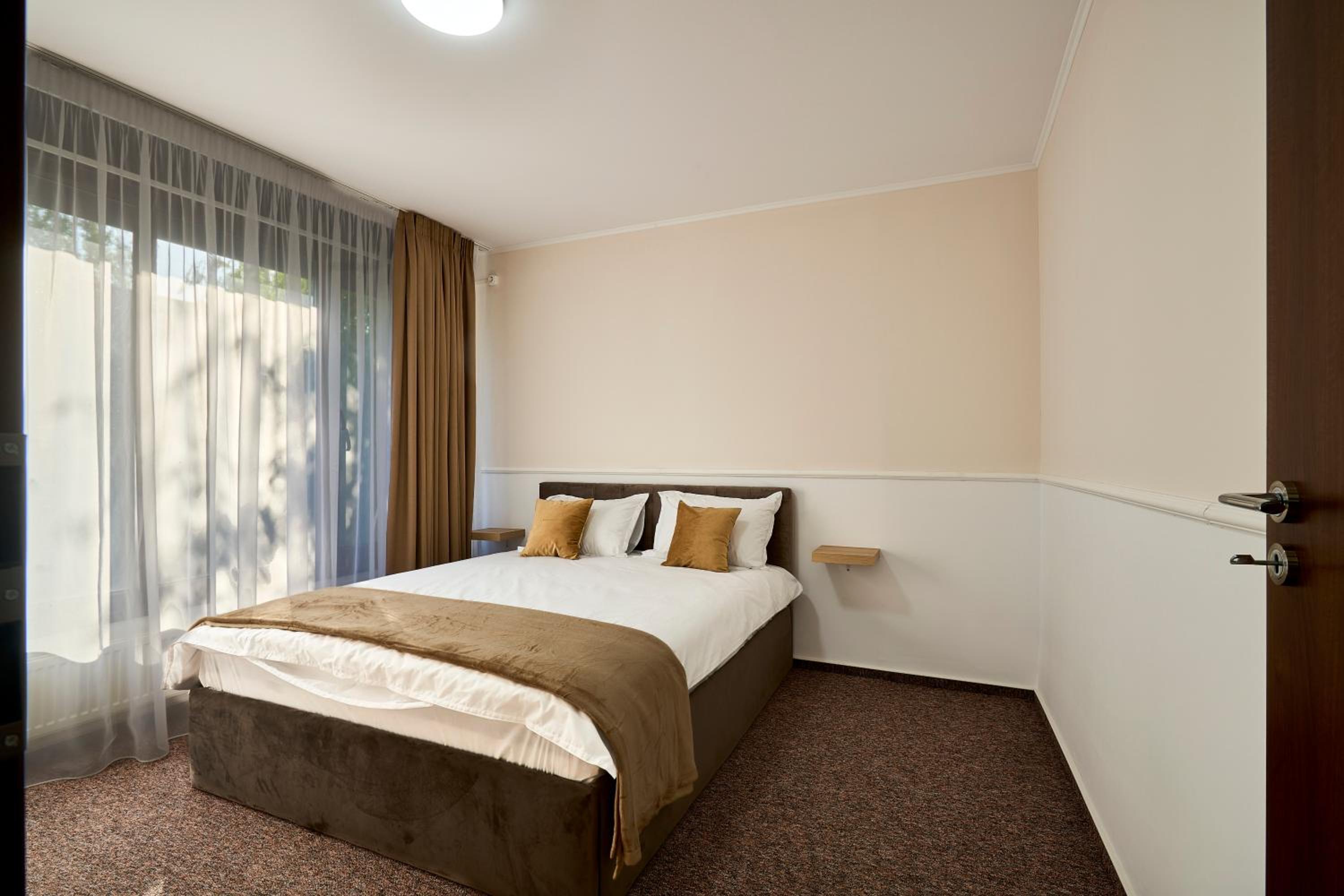 Therme Airport Resort