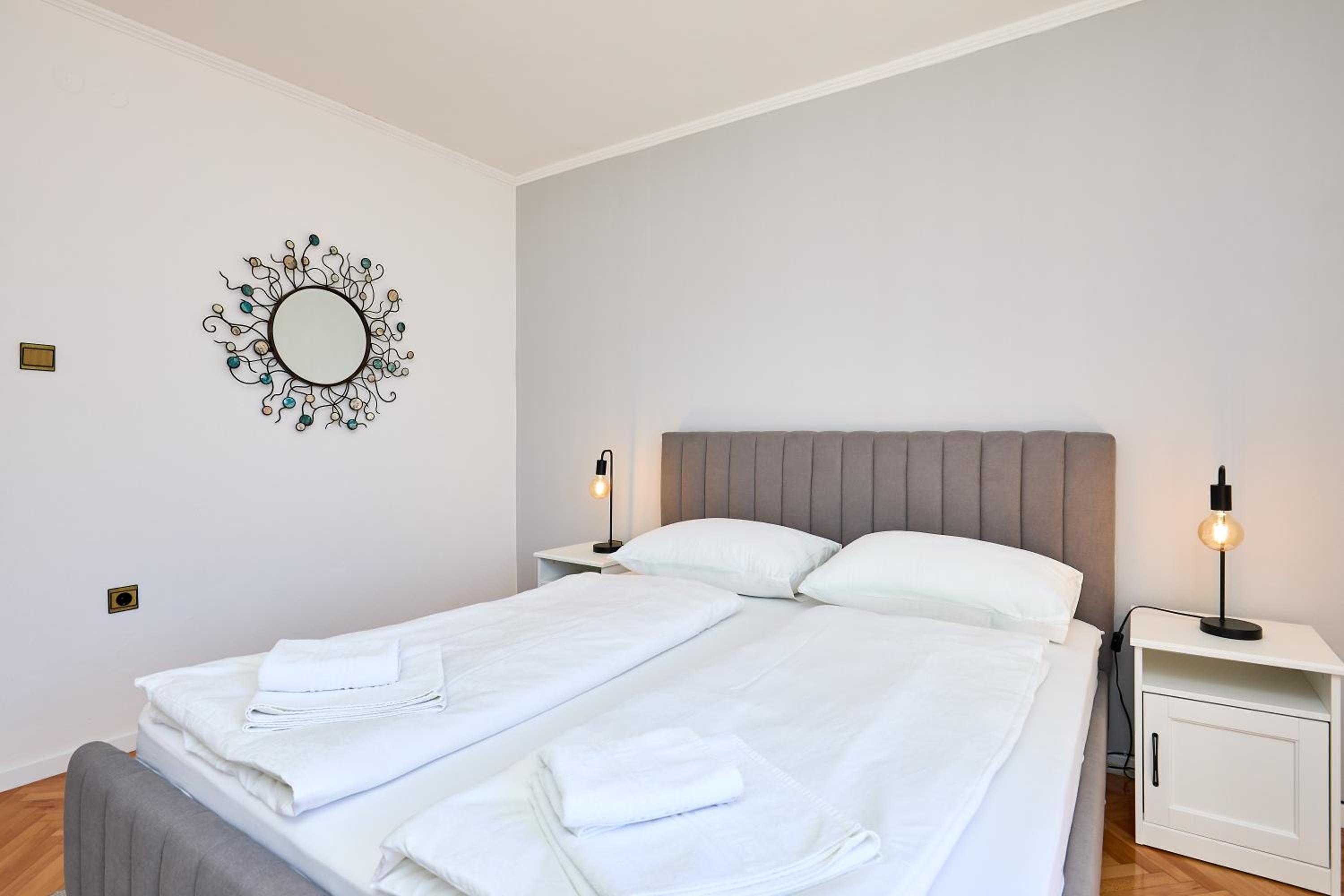 KABLAR'S SUNNY SUITES