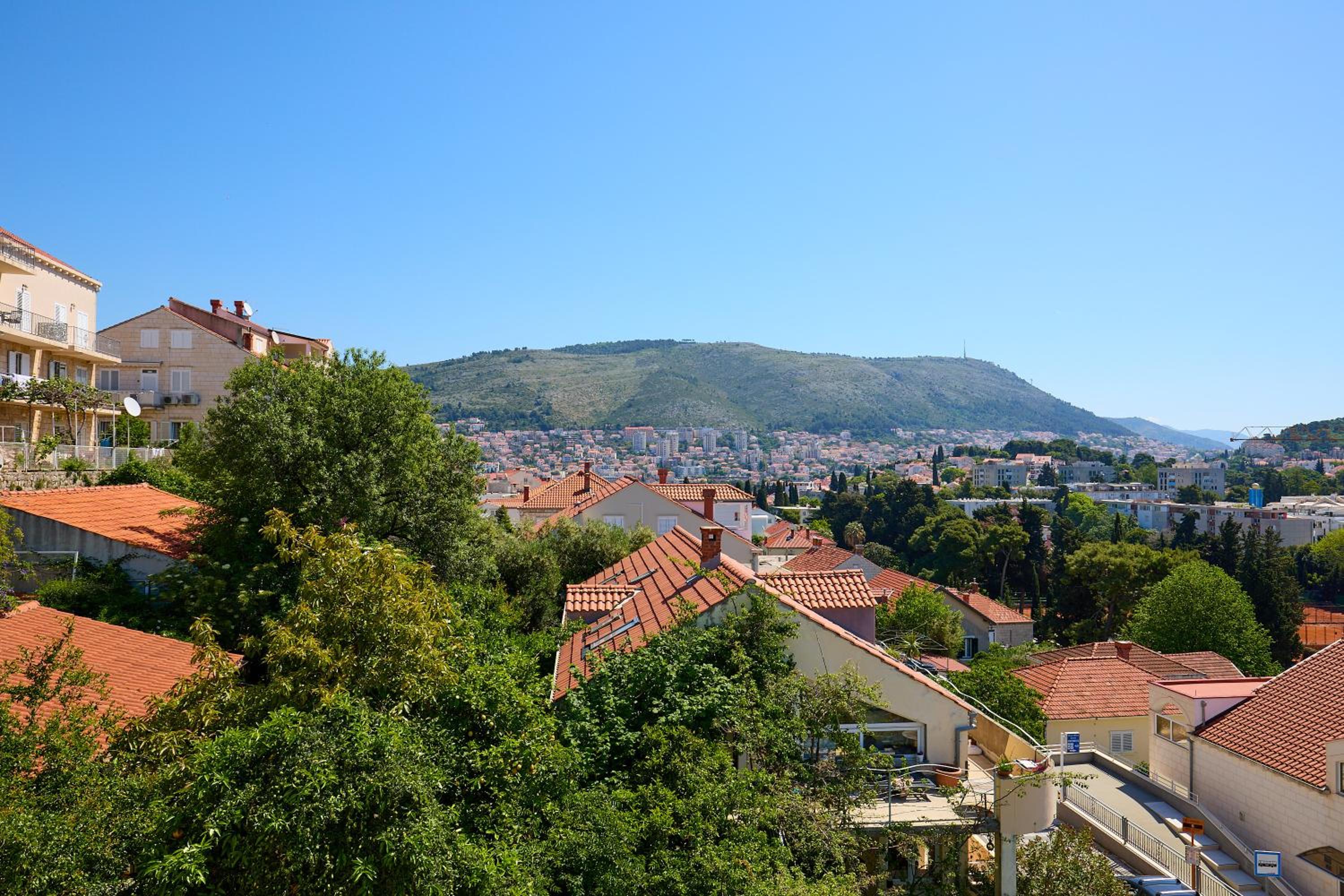 KABLAR'S SUNNY SUITES