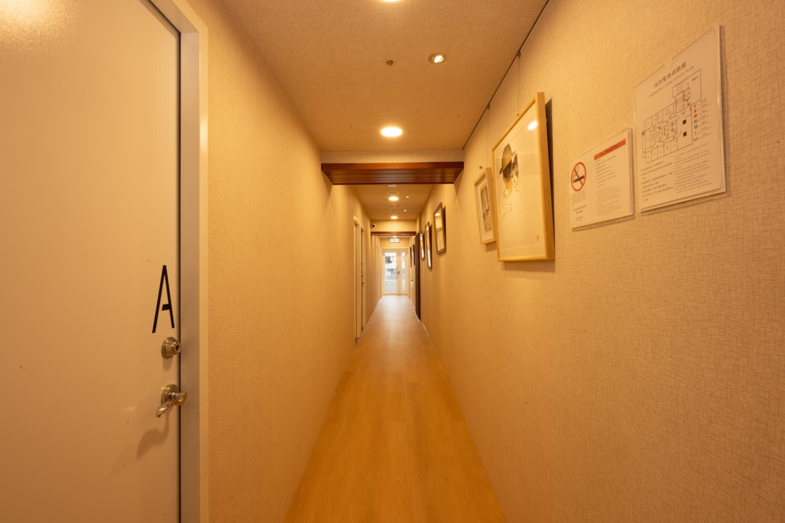 Cat Tail Pocket Inn