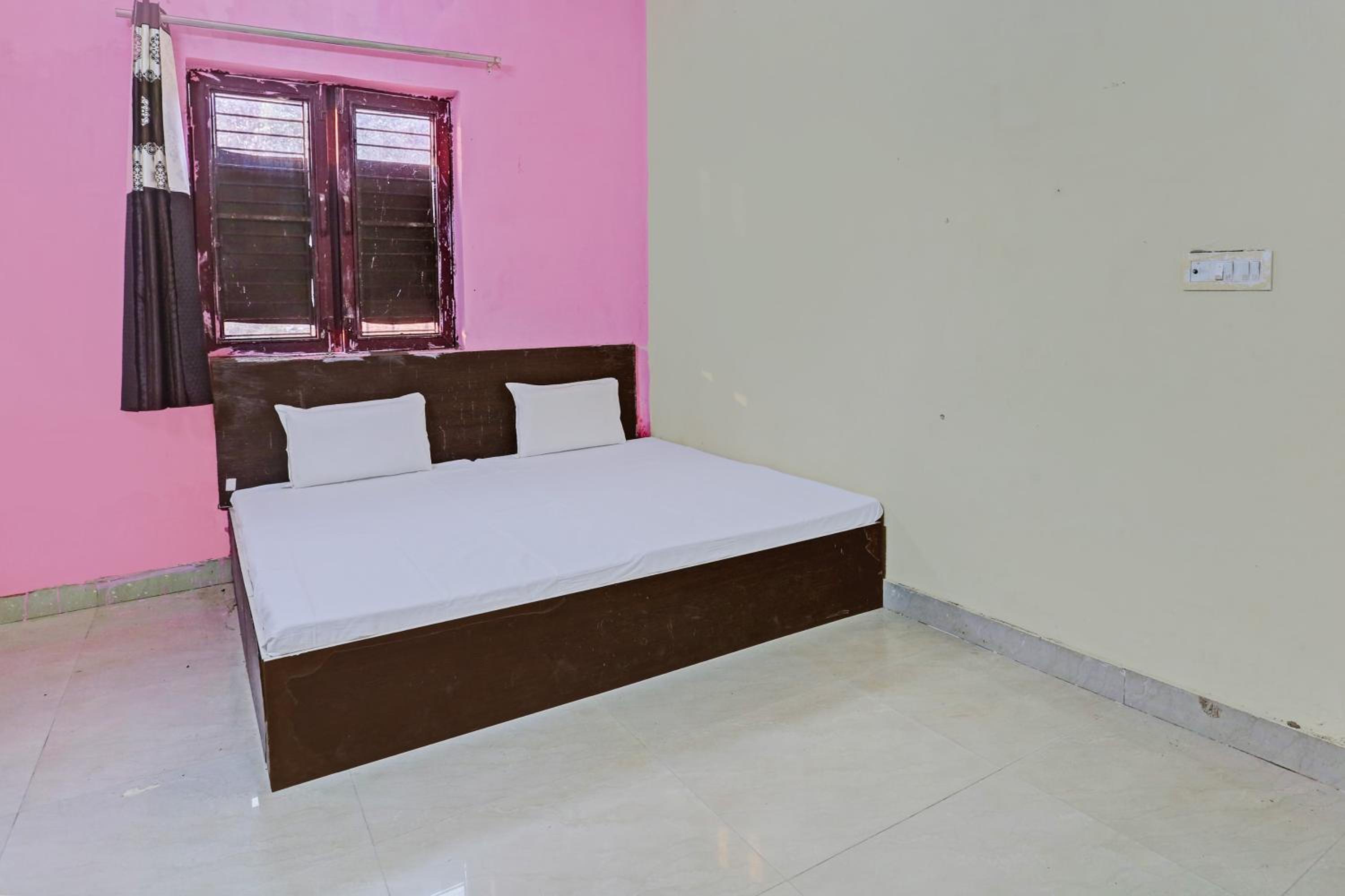 Hotel O Kamla banquet hall