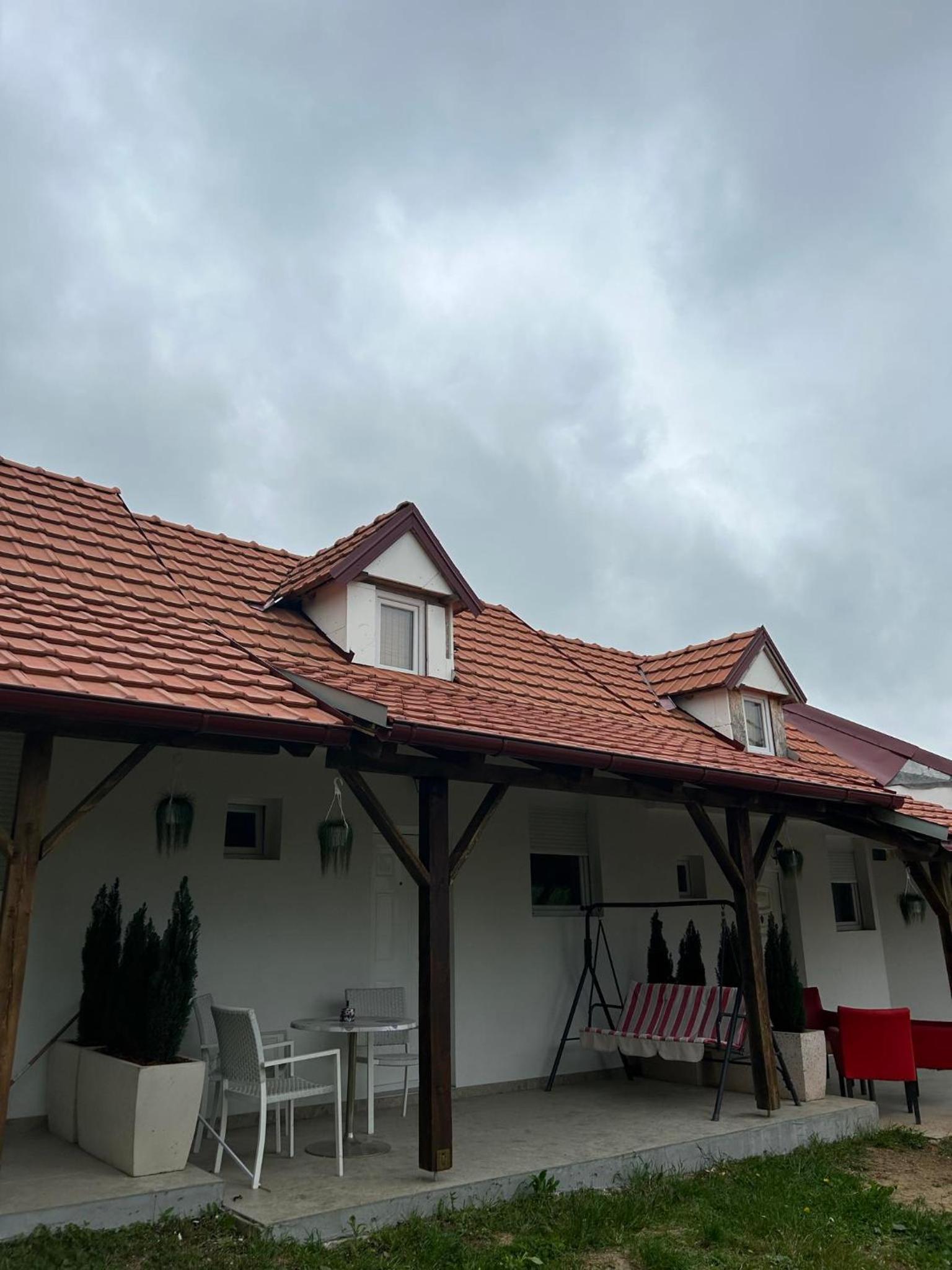 Zeleni Raj Apartmani
