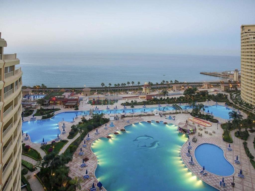 Porto Sokhna Pyramids Sea View