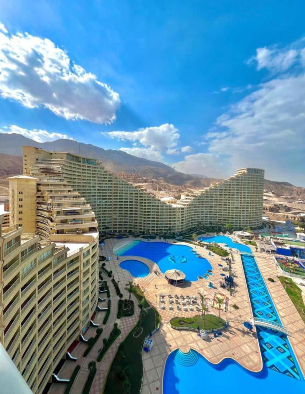 Porto Sokhna Pyramids Sea View