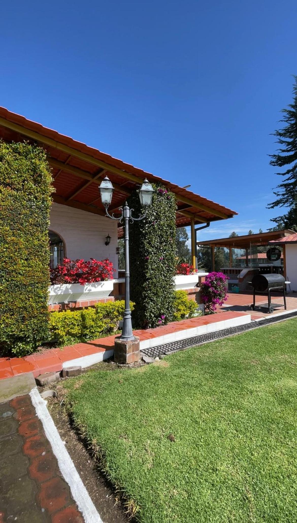 Hacienda Le Plus