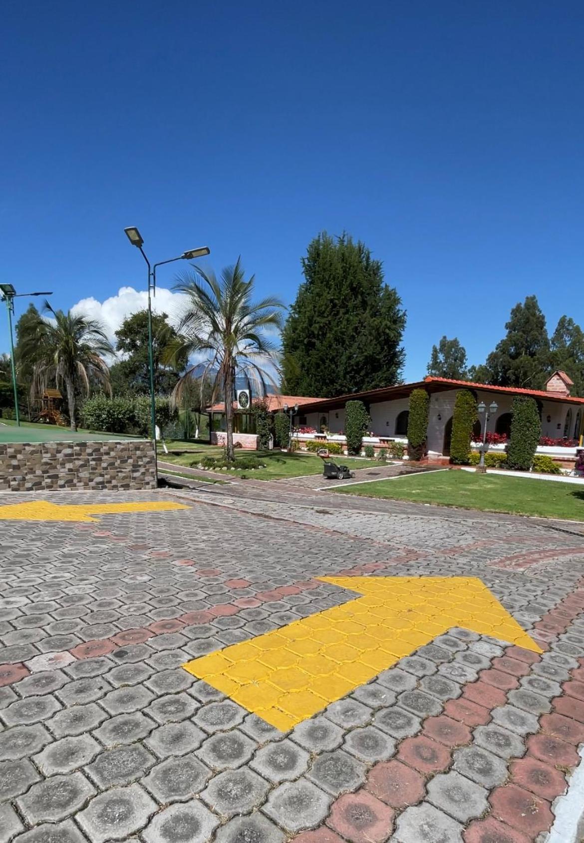 Hacienda Le Plus