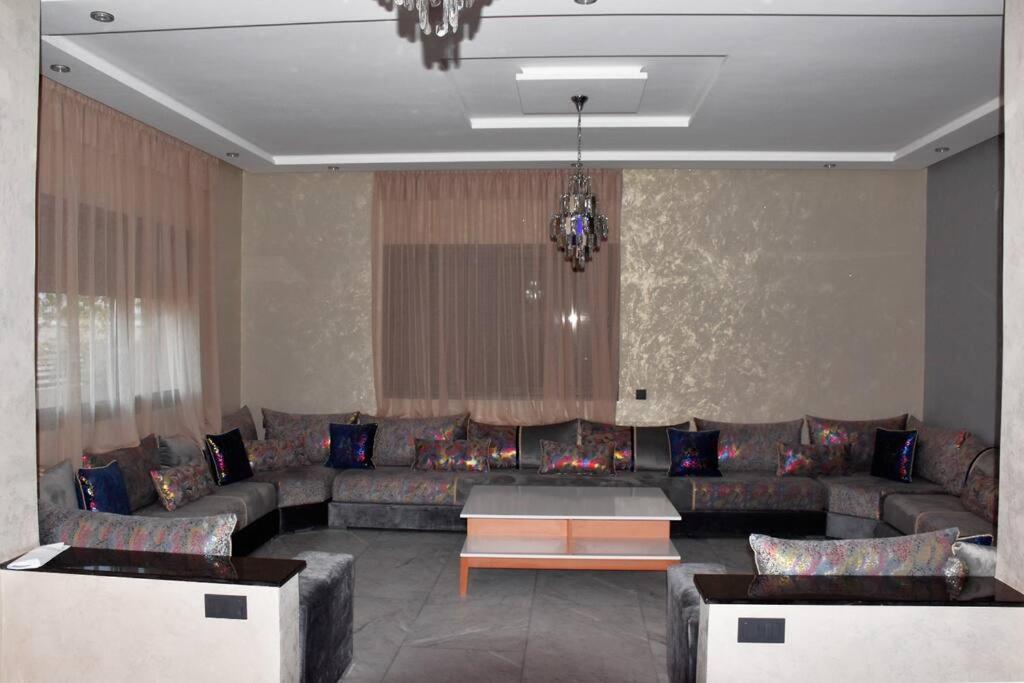 Villa 5 suites avec piscine