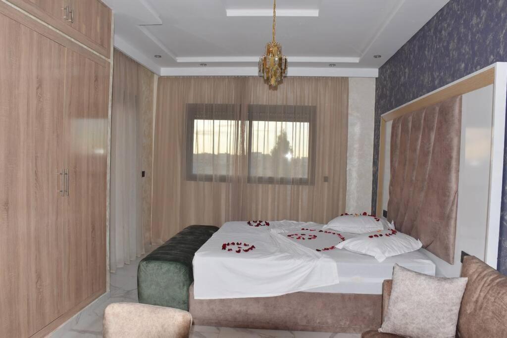 Villa 5 suites avec piscine