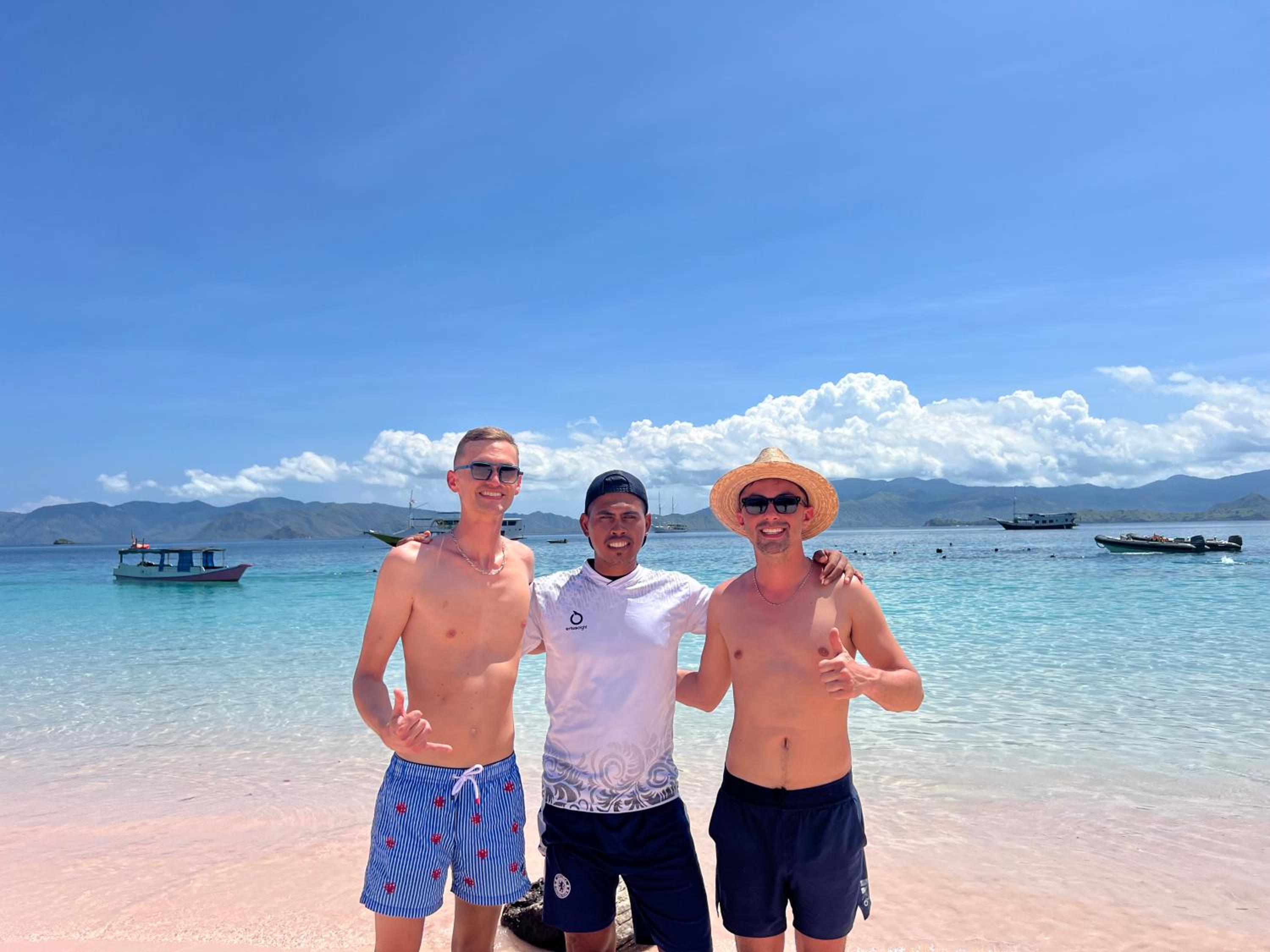 Jhuna Komodo Homestay