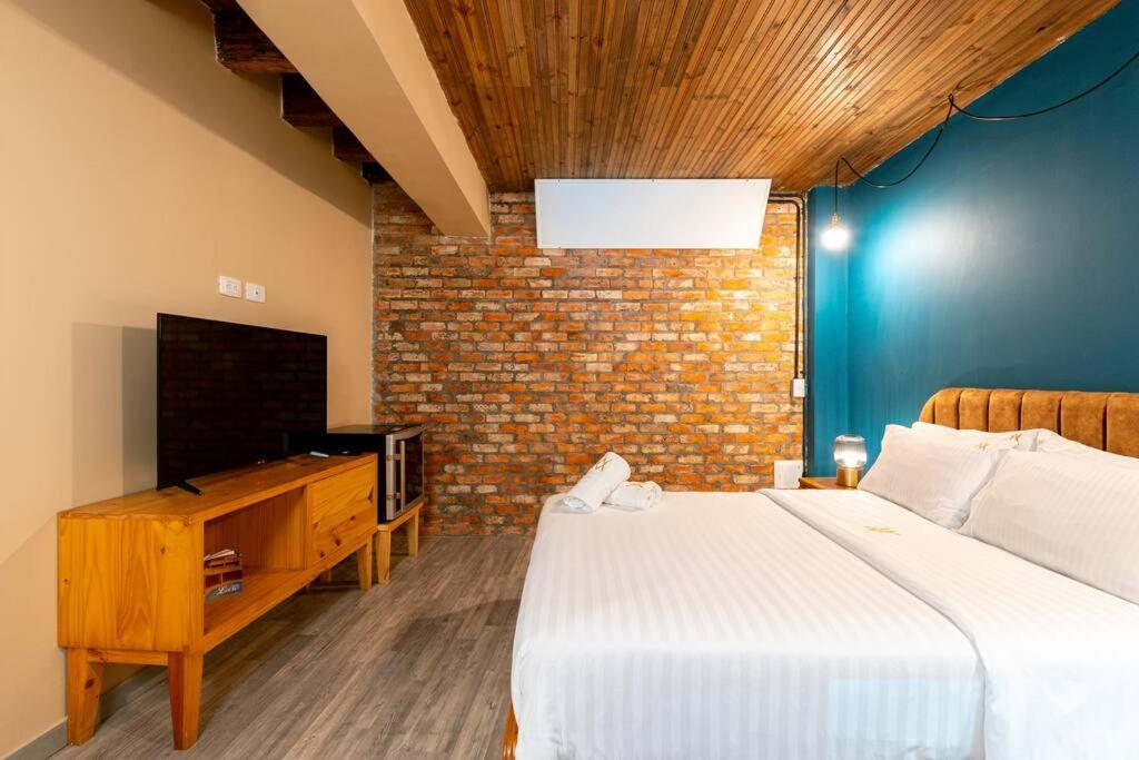 Casa Avenida Jimenez Boutique Hotel