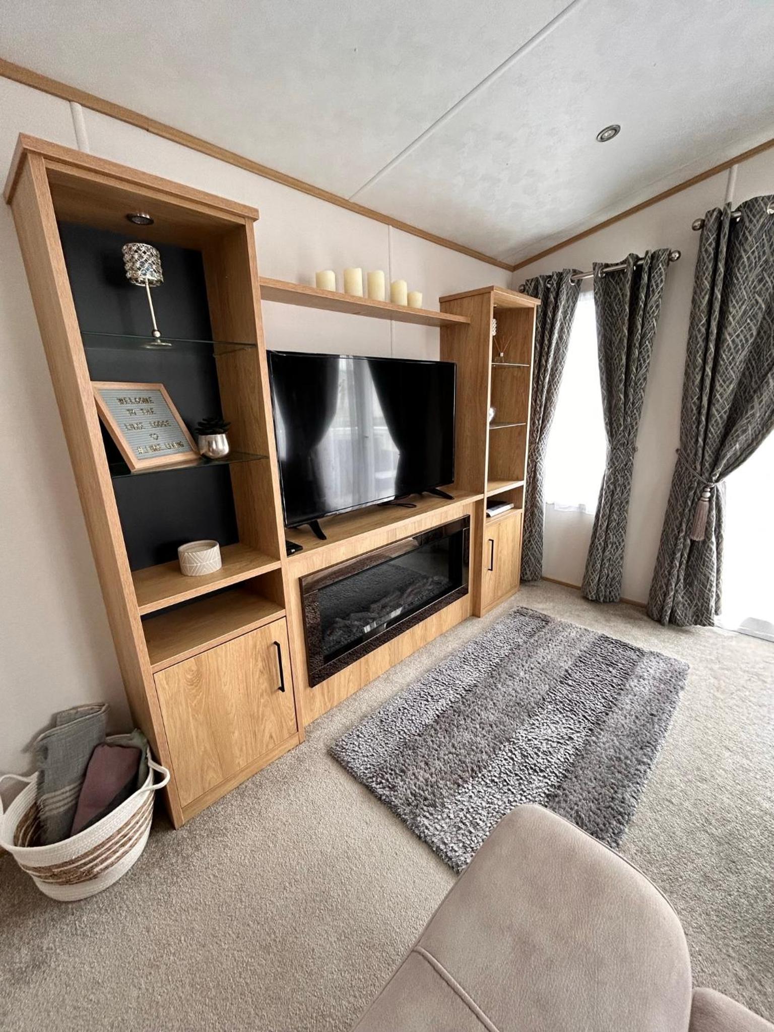 The Luxe Lodge, Skipsea Sands Bridlington view 5
