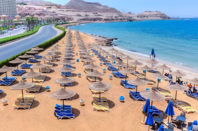 Porto Sokhna Pyramids Sea View