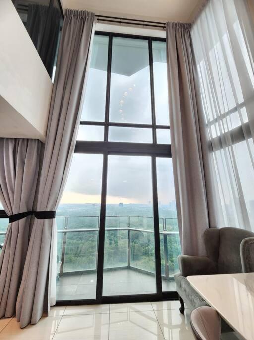 2-6Pax Luxury Almas Duplex Suite Legoland near JB & Tuas photo 5