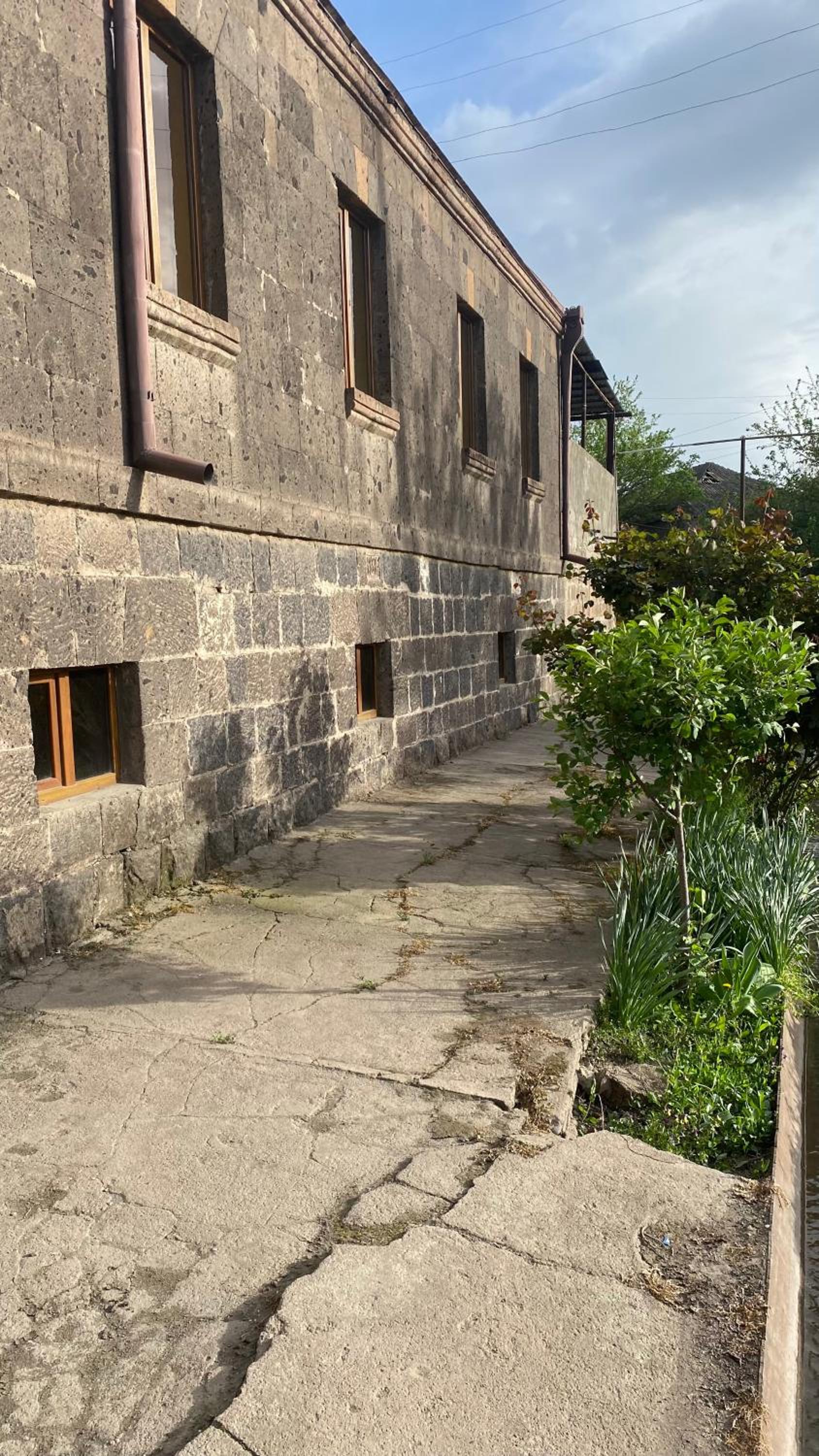 Asatryan’s Guest House