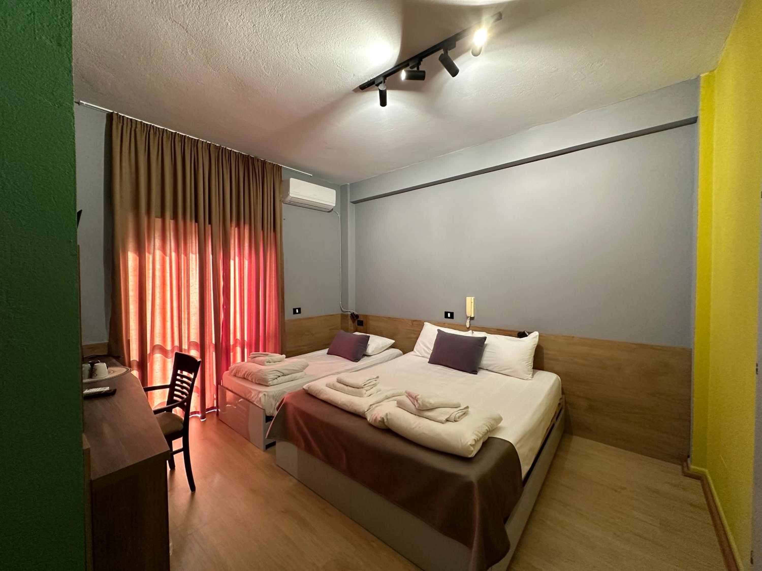 VILLA CABARE Apartments&Rooms