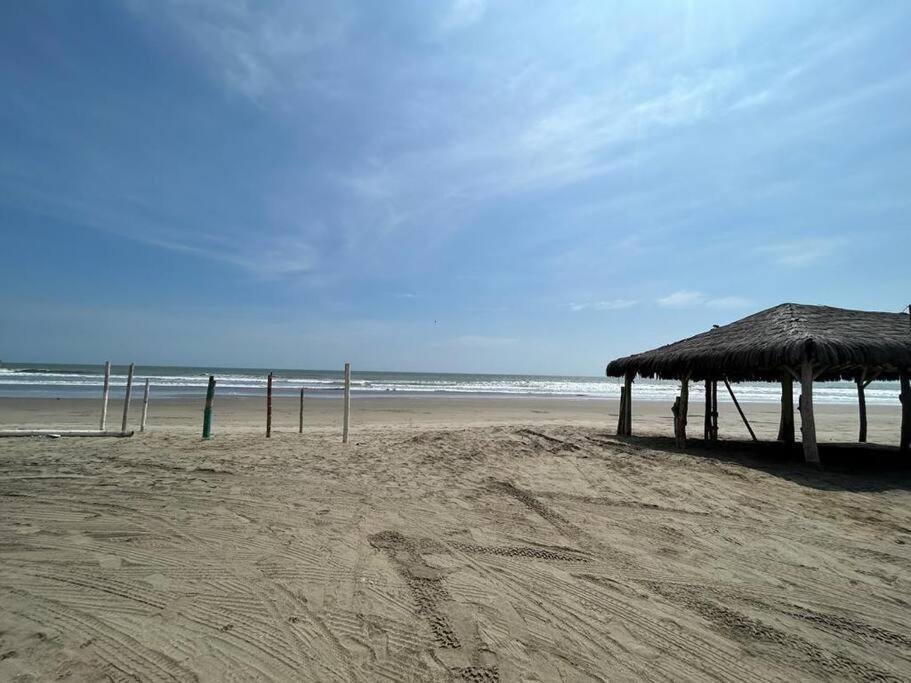 Arenal's Beach Home