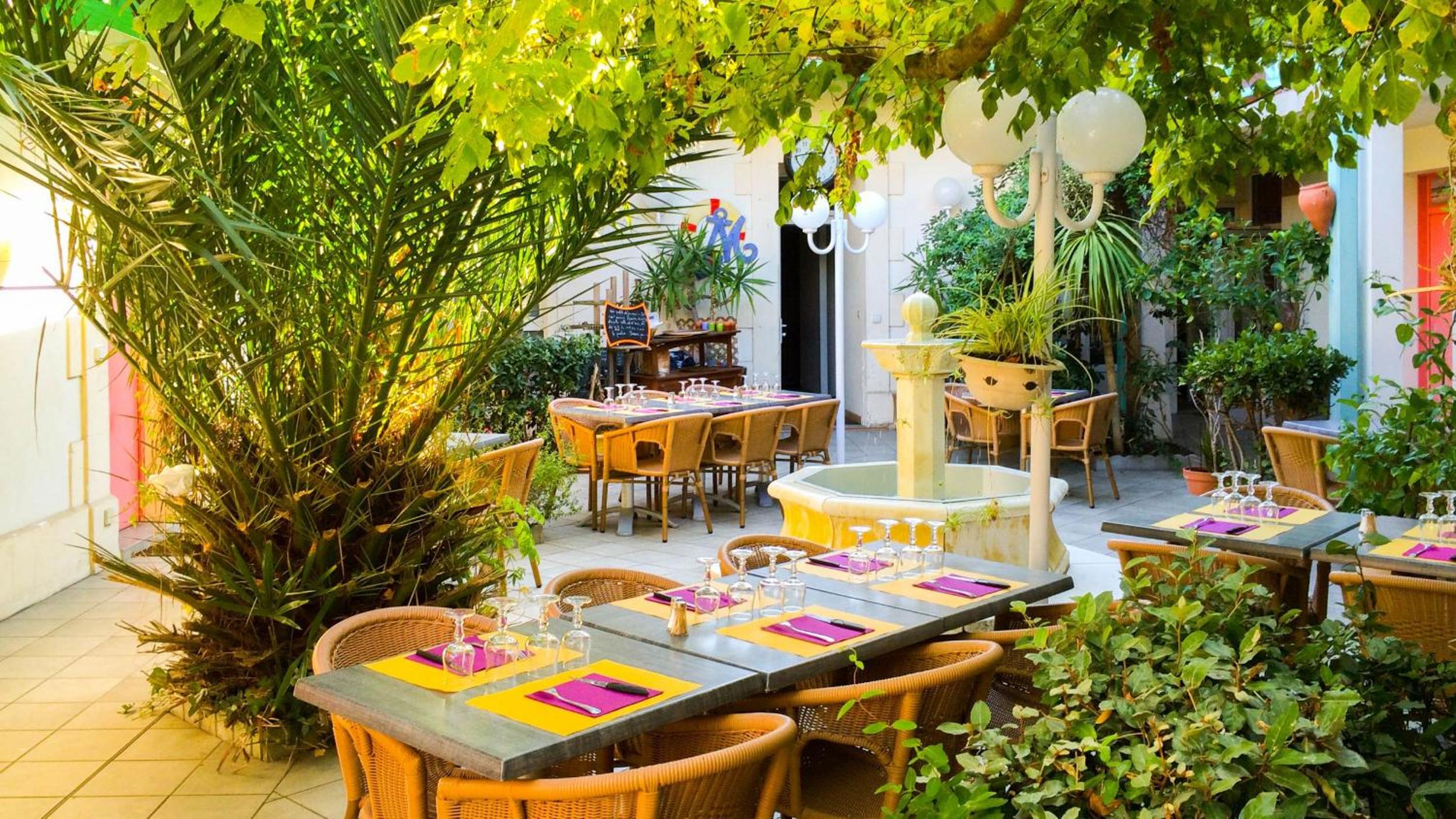 Arcachon Vacations - Hotel Orange Marine - Property Image 1