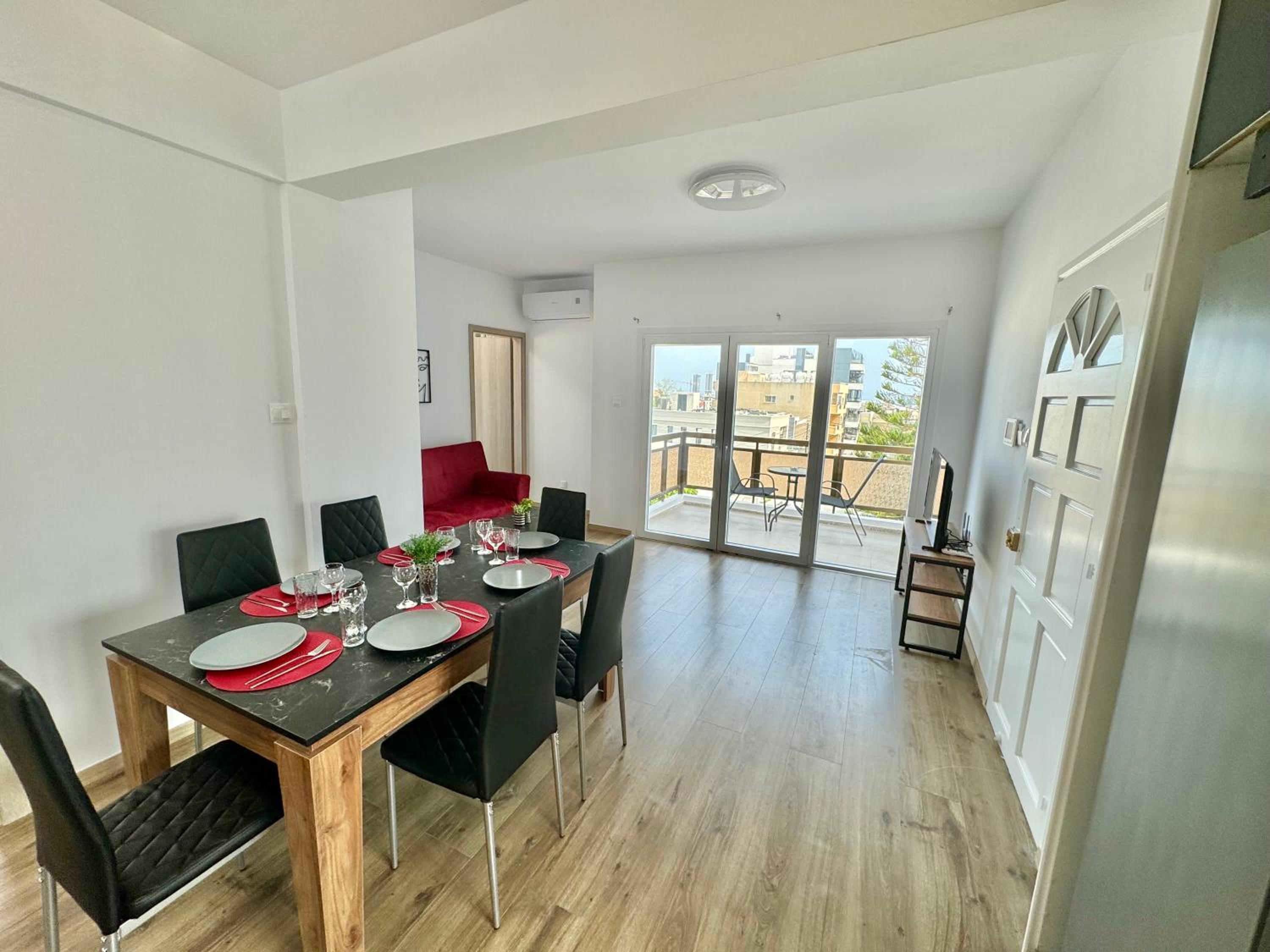 Elegant penthouse in Limassol