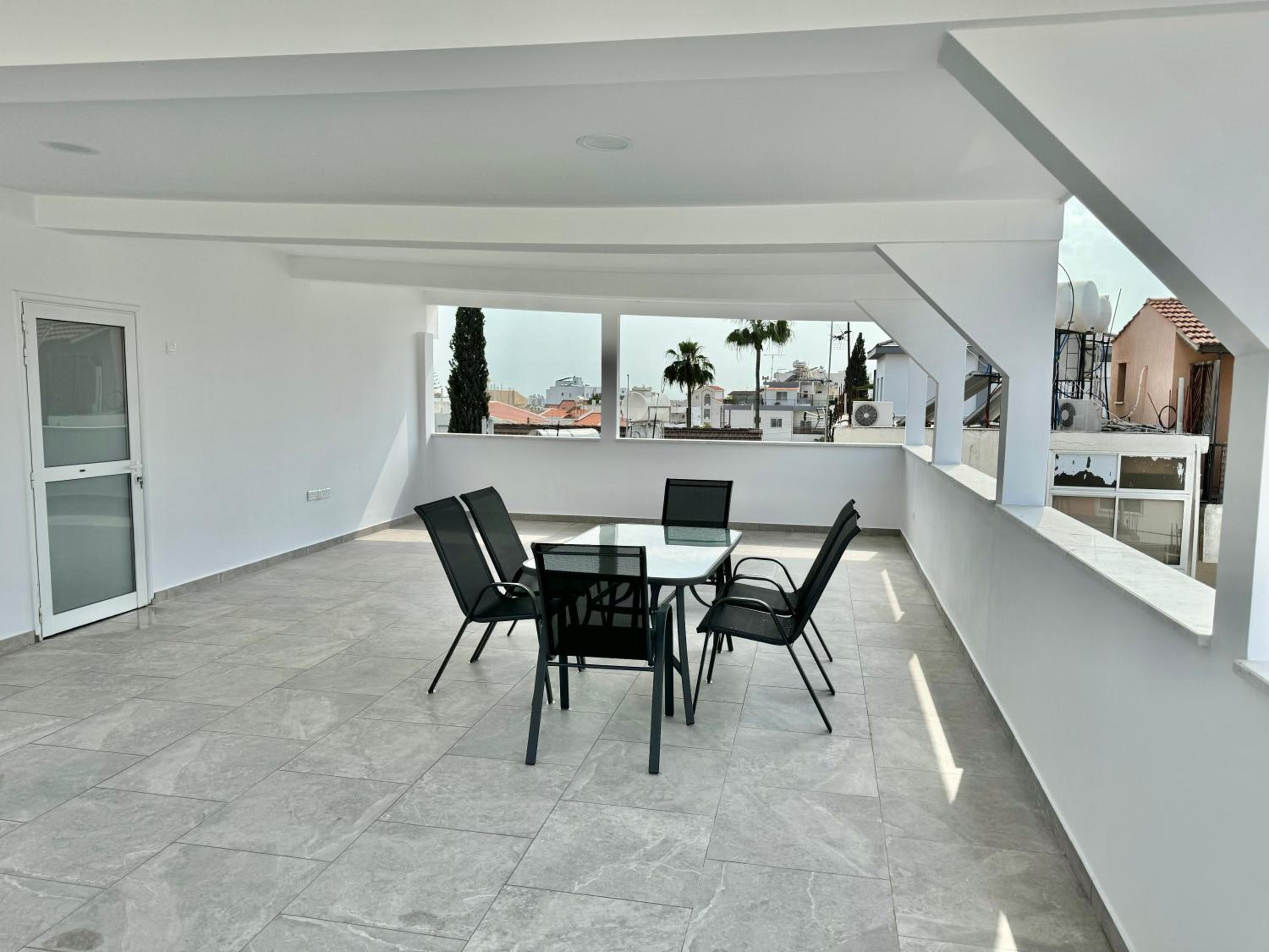 Elegant penthouse in Limassol