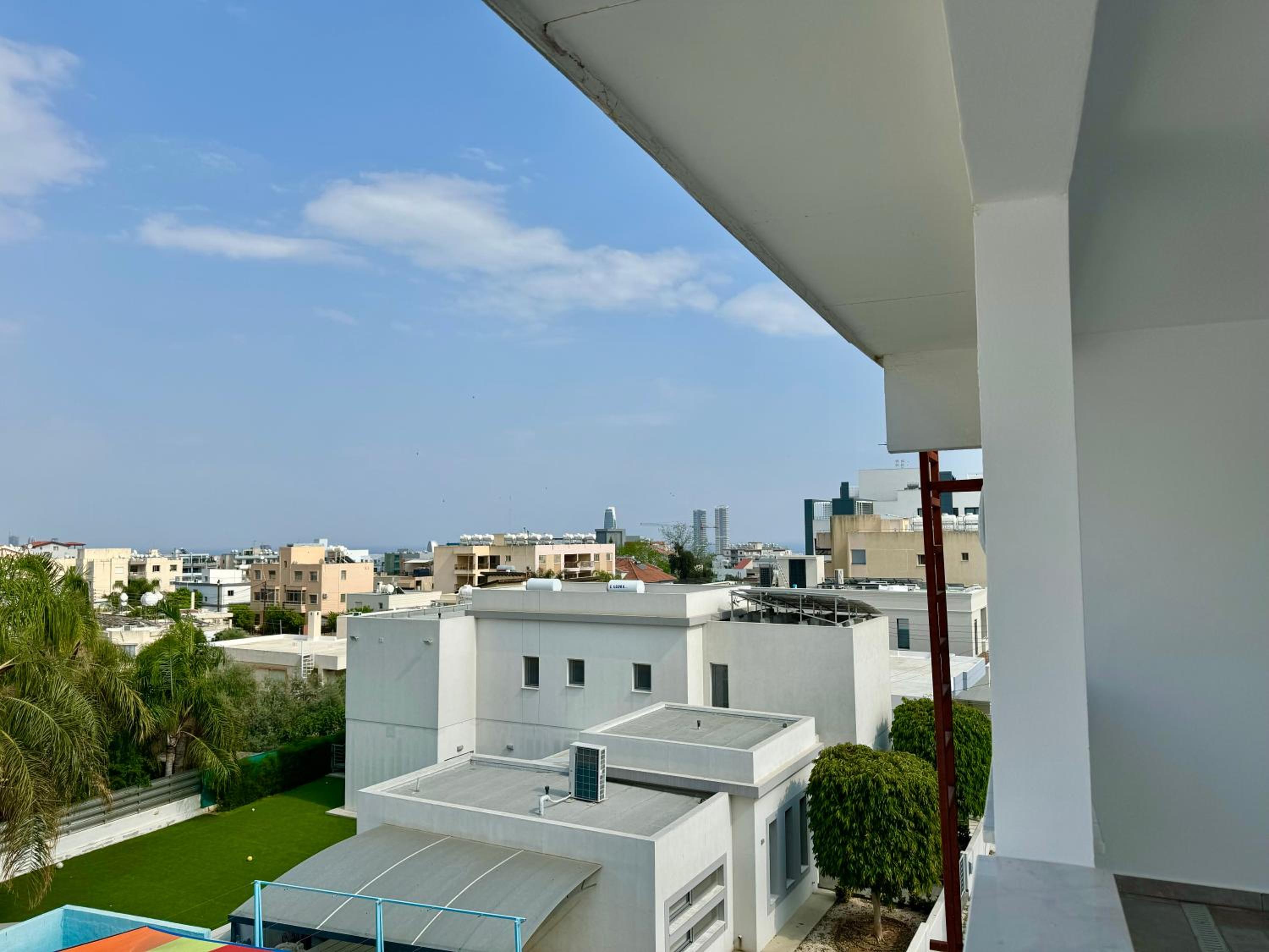 Elegant penthouse in Limassol