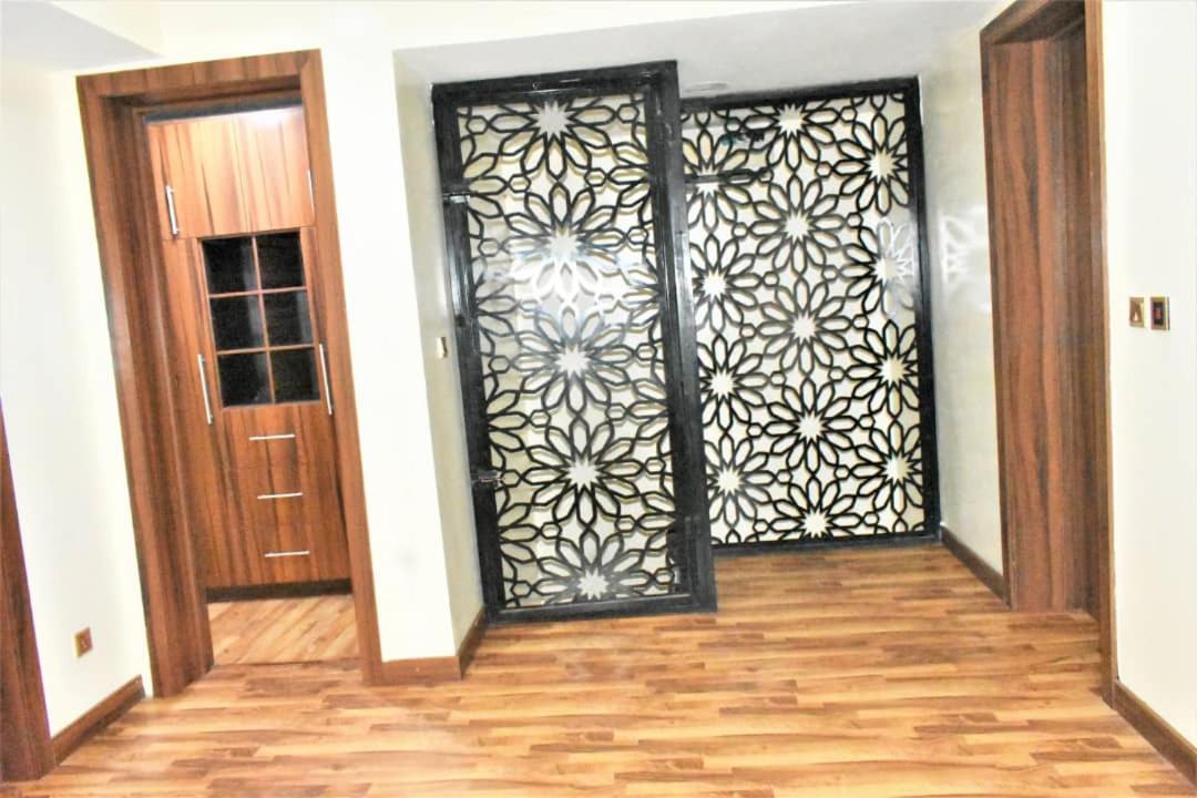 Beautiful 2 Bedroom Town House view 5