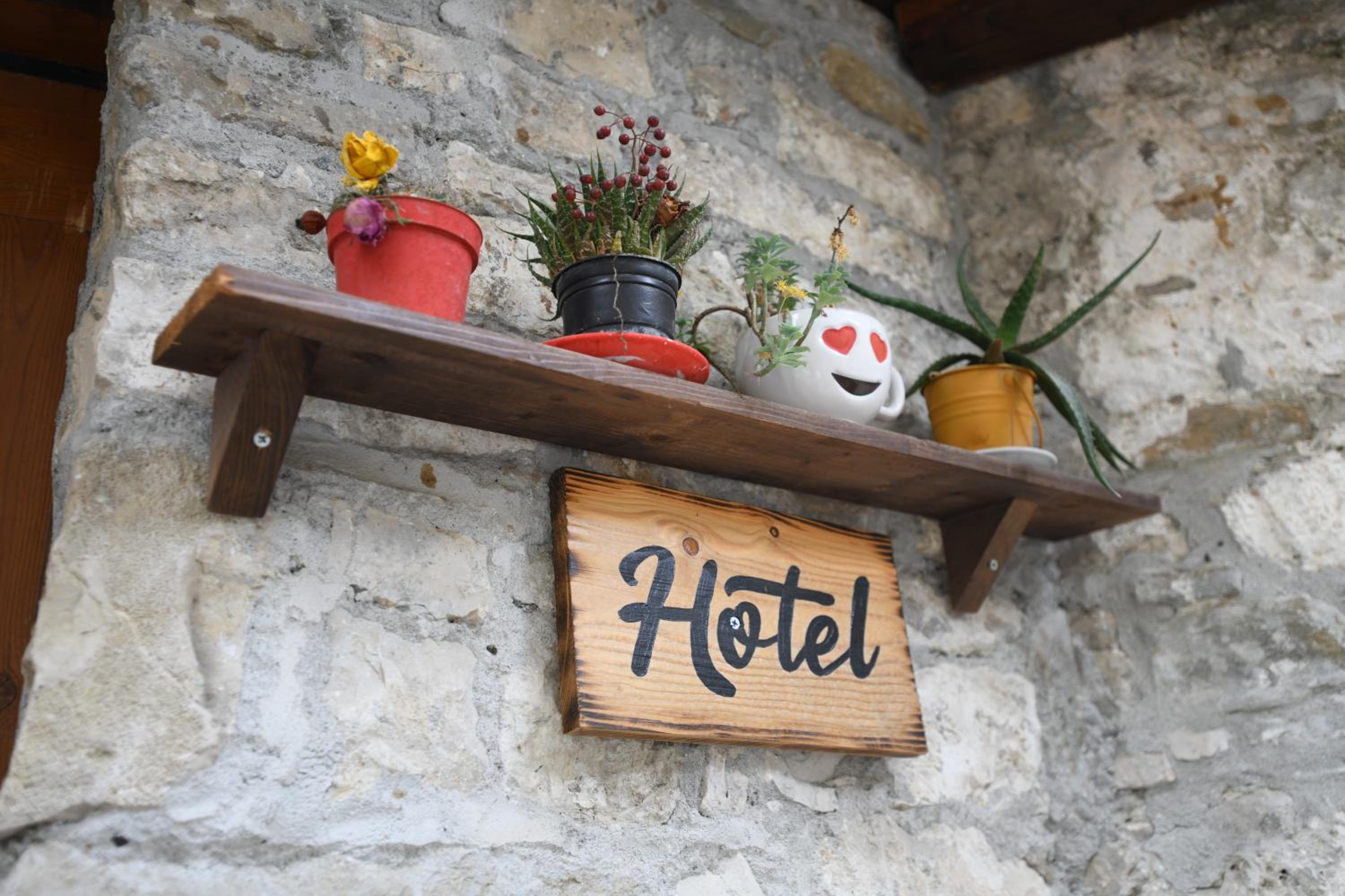 Guesthouse Alvaro Kadiu