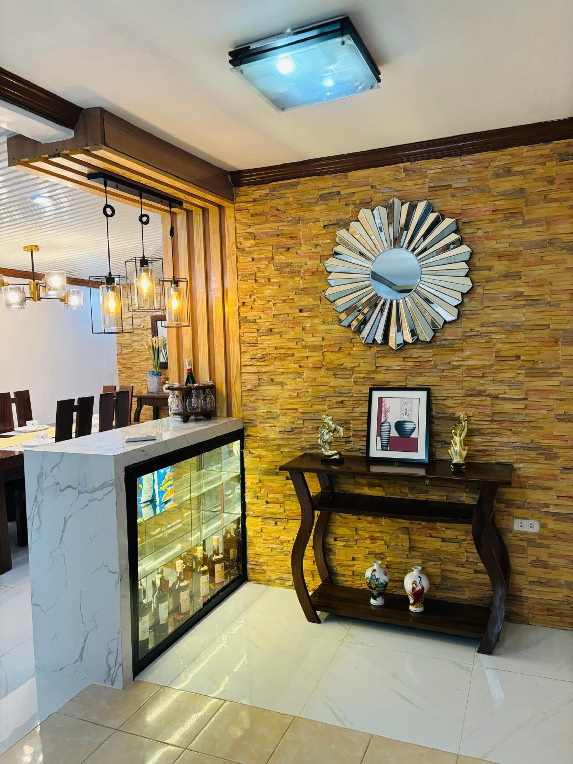Transient Homestay Eastwood Baan view 4