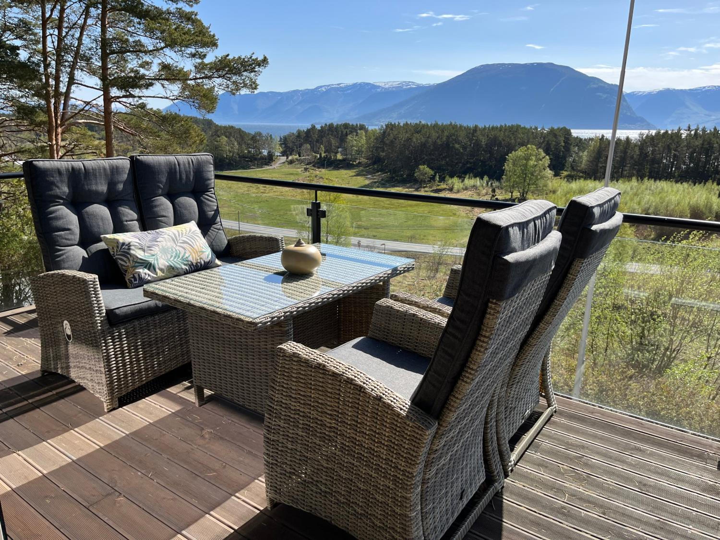 balance & terrace