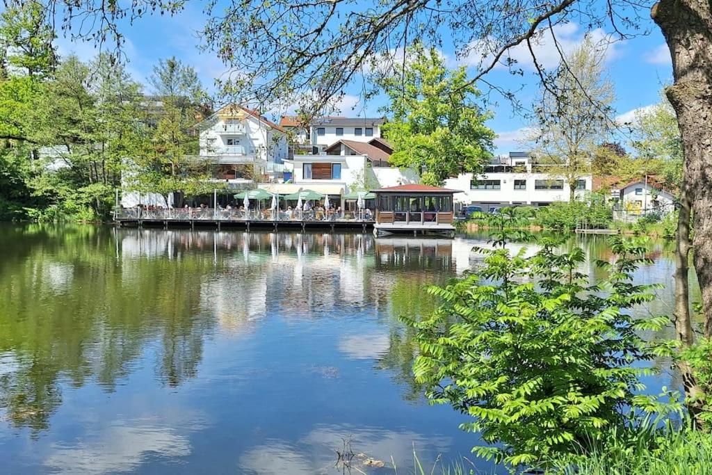 Ruhige Ferienwohnung Nussbaum mit kostenlosem Parkplatz ideal für Monteure, Geschäftsreisende, Paare & Durchreisende