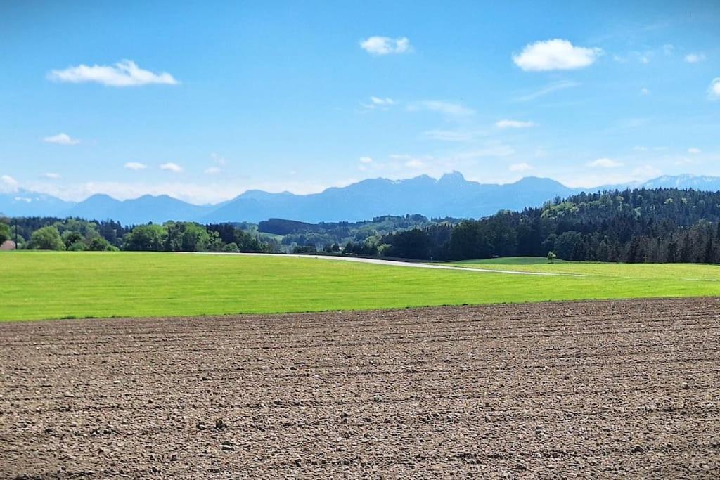 Ruhige Ferienwohnung Nussbaum mit kostenlosem Parkplatz ideal für Monteure, Geschäftsreisende, Paare & Durchreisende