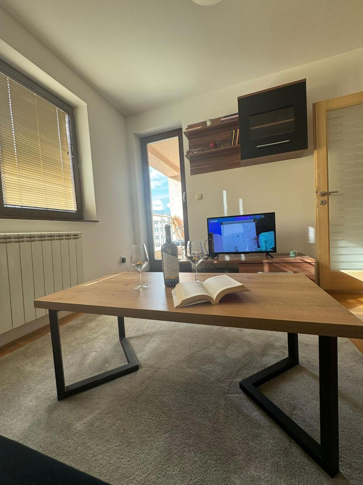 Simple Apartment