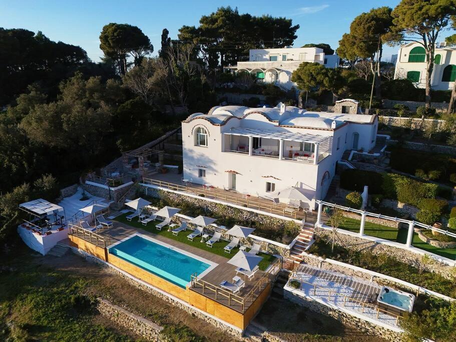 My Exclusive Italy - Elegant Villa in Anacapri Infinity Pool & Design