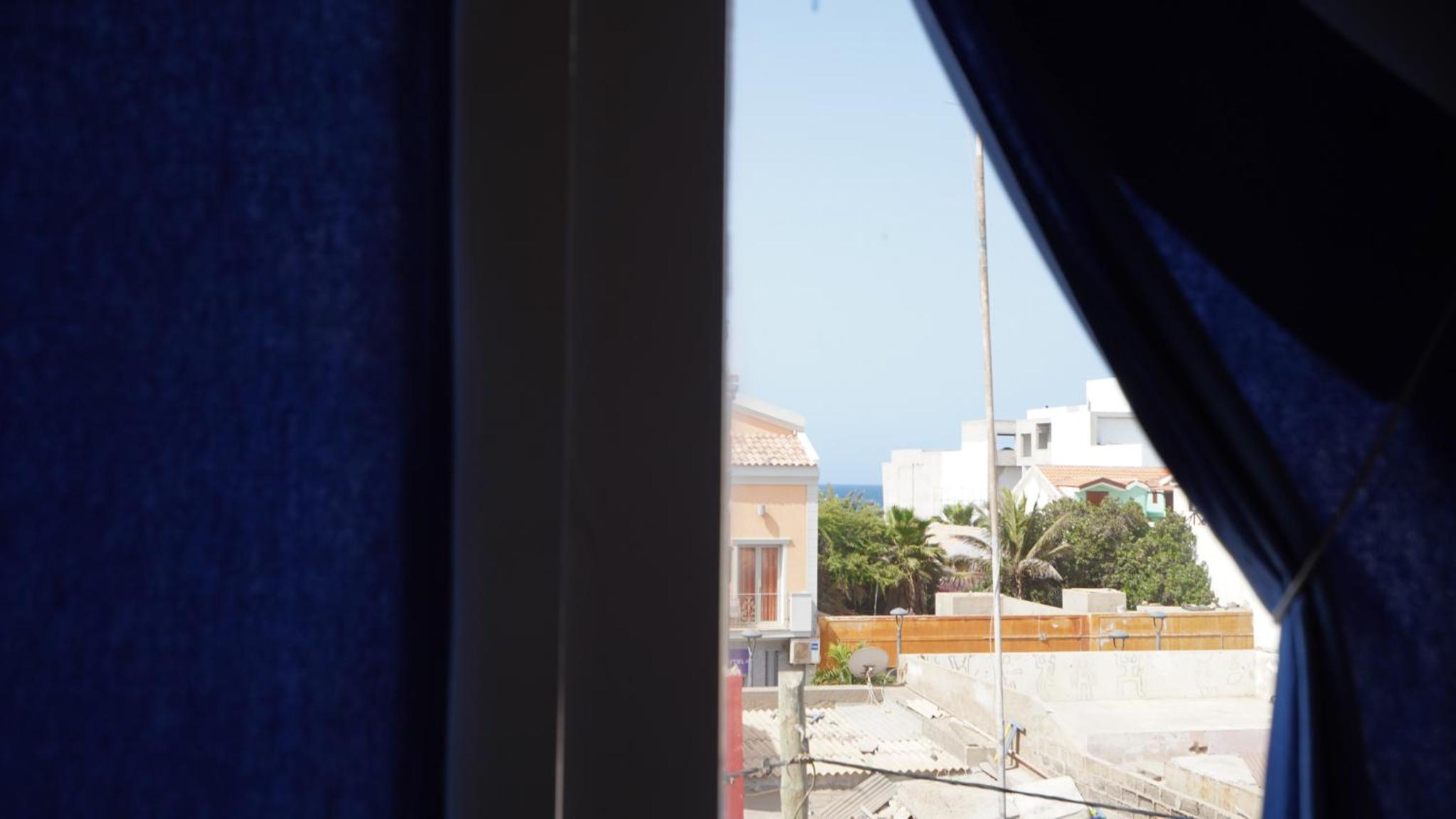 Center 3min beach apartment sea view/balcony/wifi
