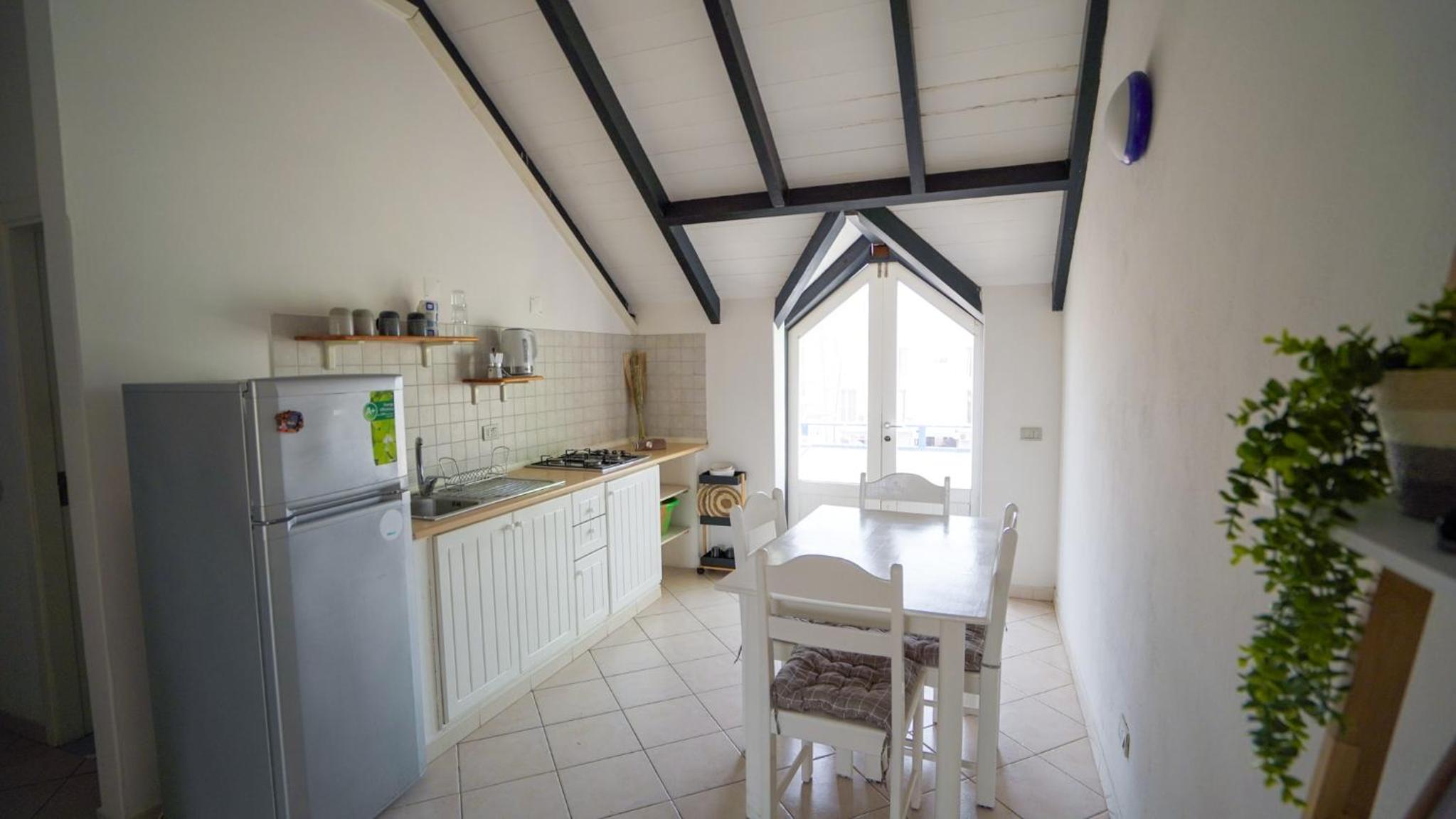 Center 3min beach apartment sea view/balcony/wifi