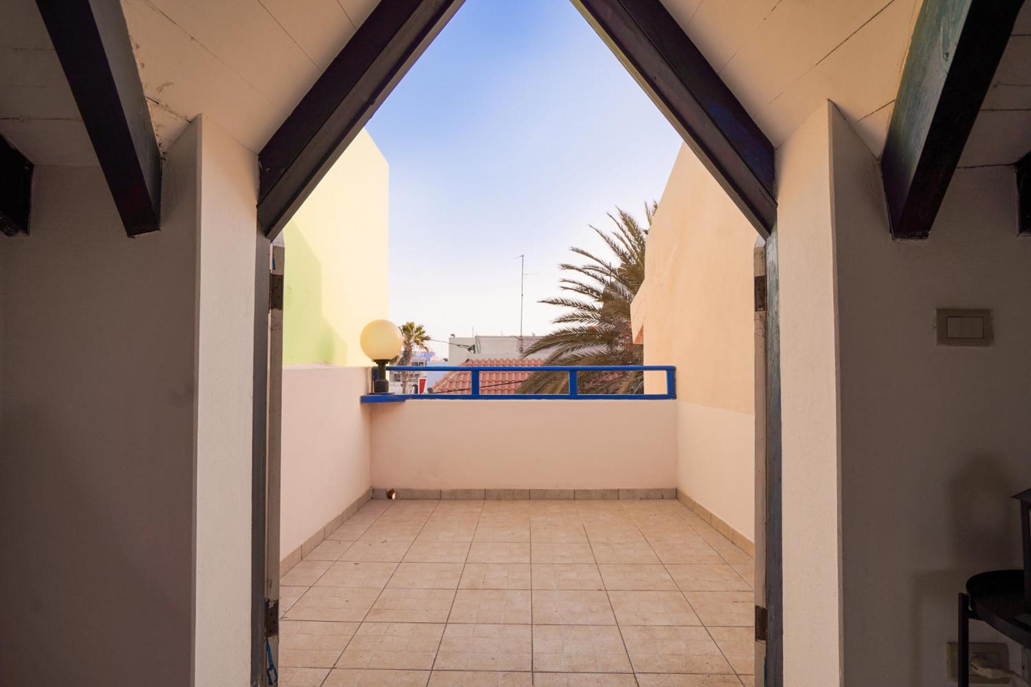 Center 3min beach apartment sea view/balcony/wifi