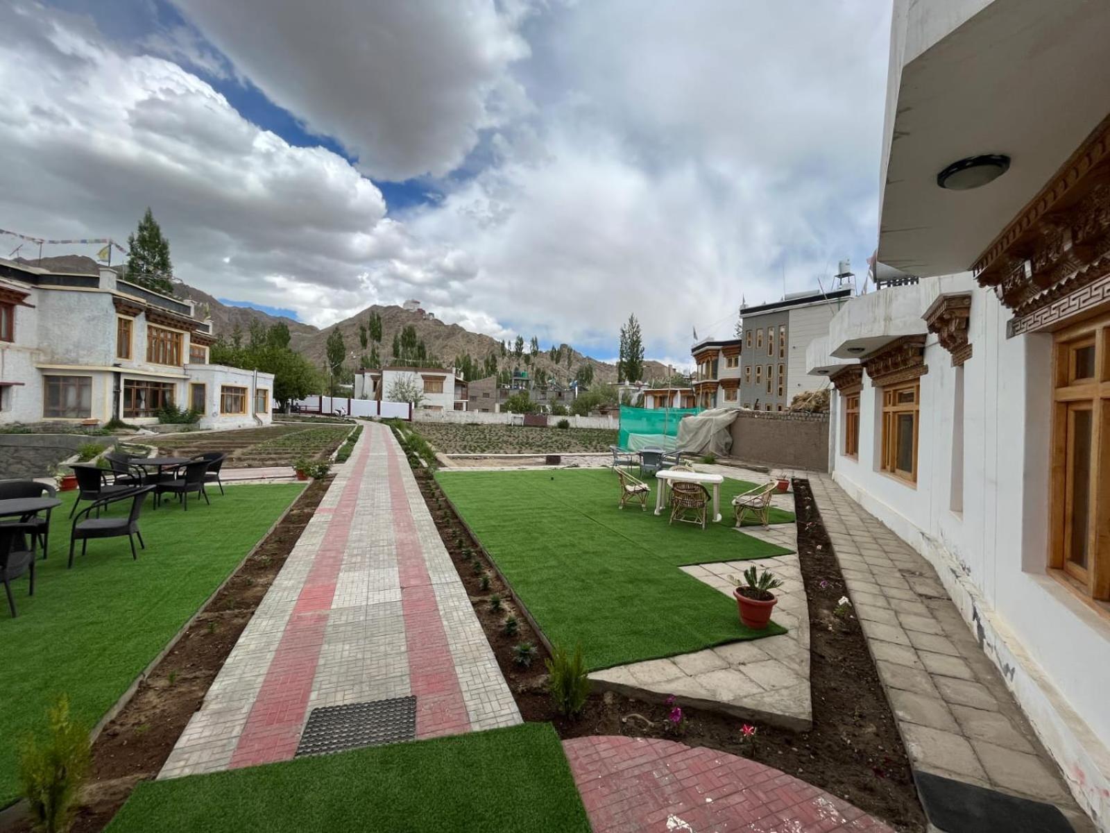The Kurja Garden view 4