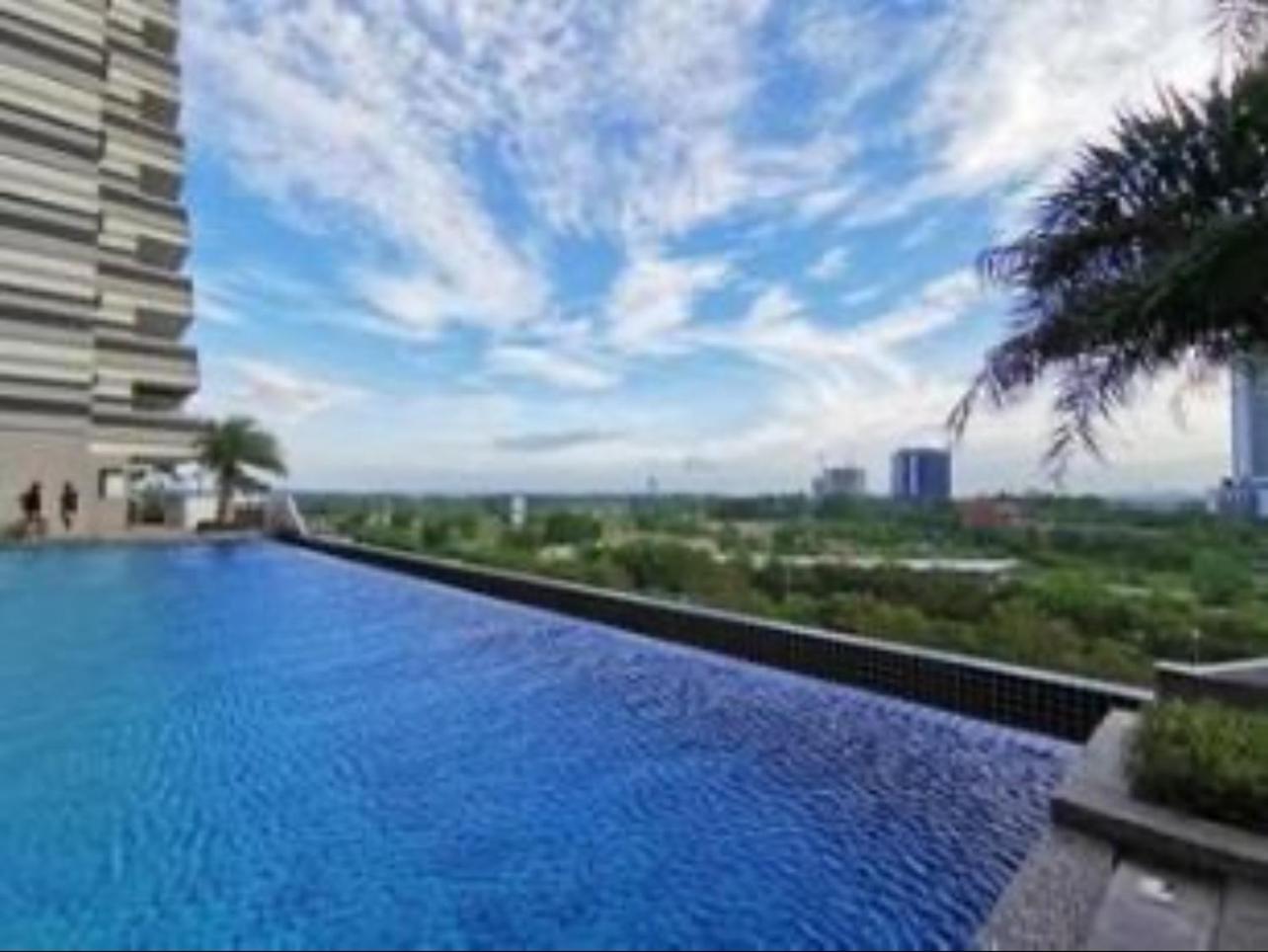 Meridin Medini Near Legoland 5min