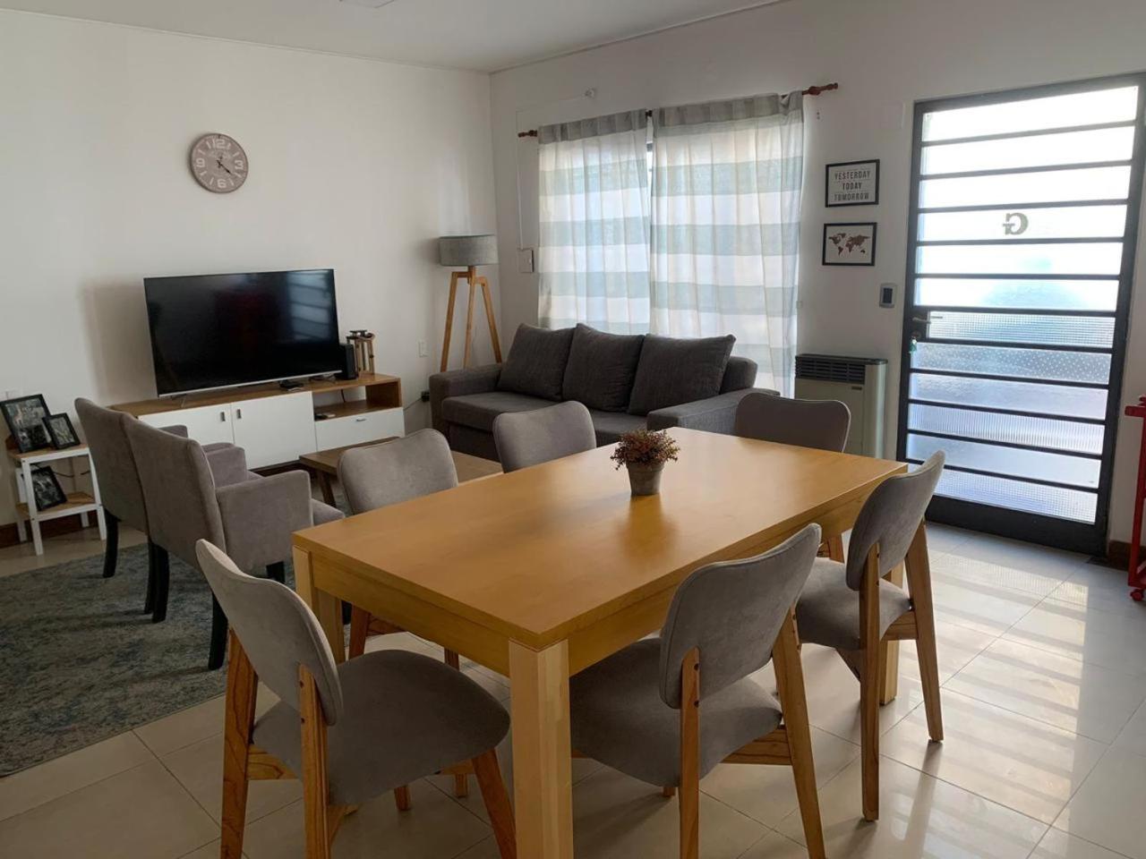 Dúplex con terraza y estacionamiento