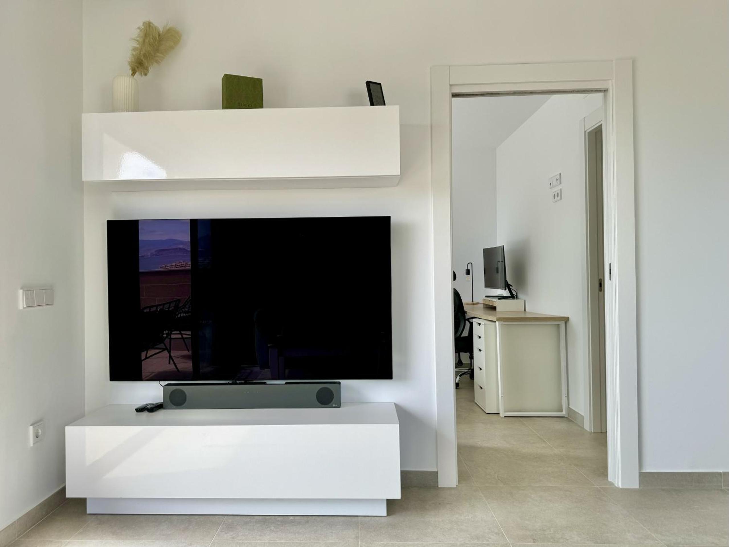 ICONIC by United Renters